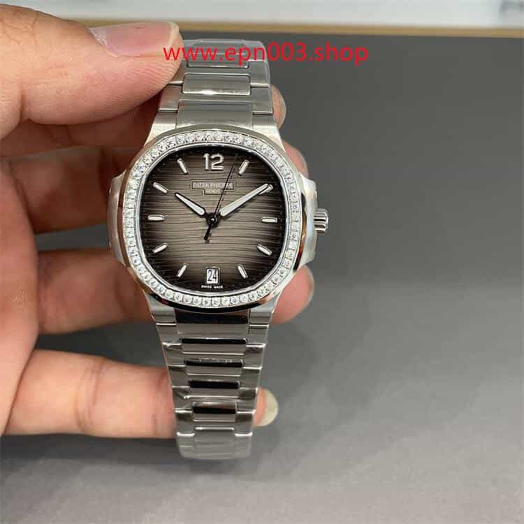 Nautilus 7118/1200A-011 35.2 mm Men Watch