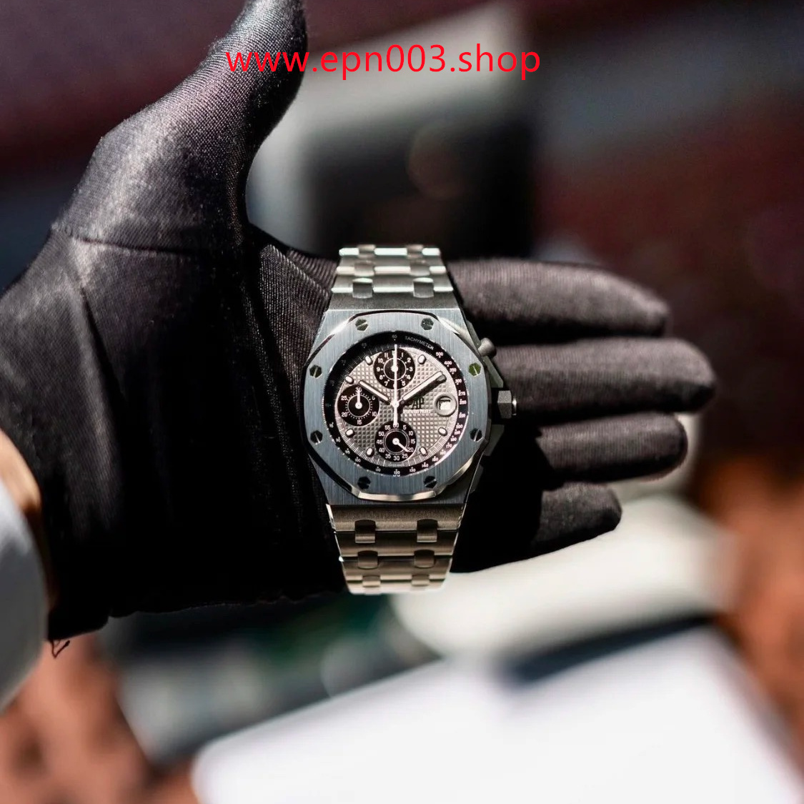 Royal Oak Offshore Selfwinding Chronograph 26238TI.OO.2000TI.01 42mm Mens Watch