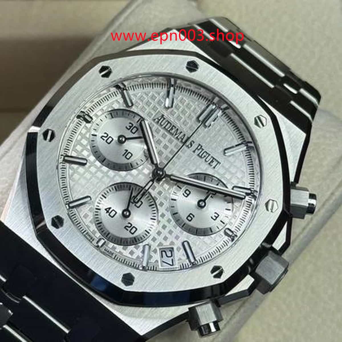 Royal Oak Selfwinding Chronograph 26240ST.OO.1320ST.07 41mm Mens Watch
