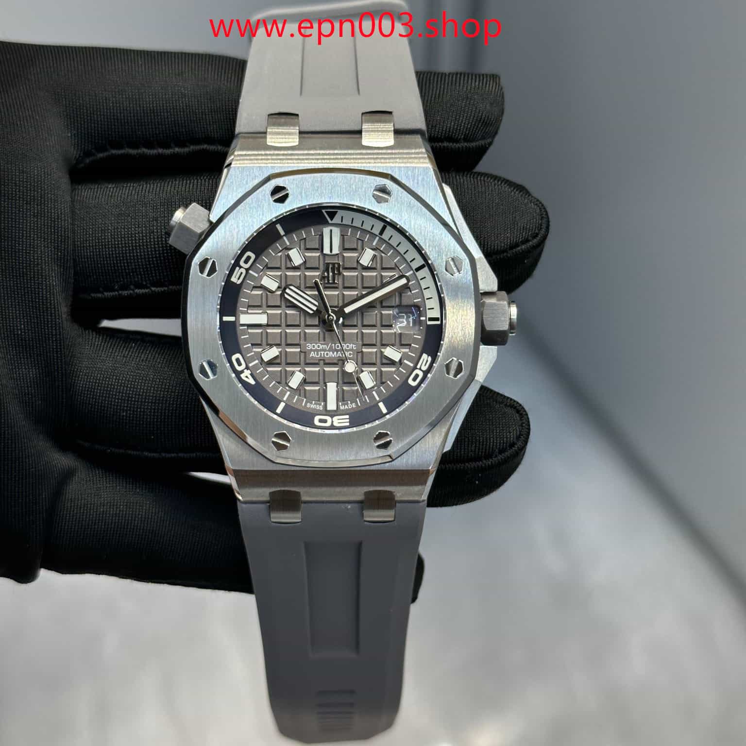 Royal Oak Offshore Diver 15720ST.OO.A009CA.01 42mm Mens Watch