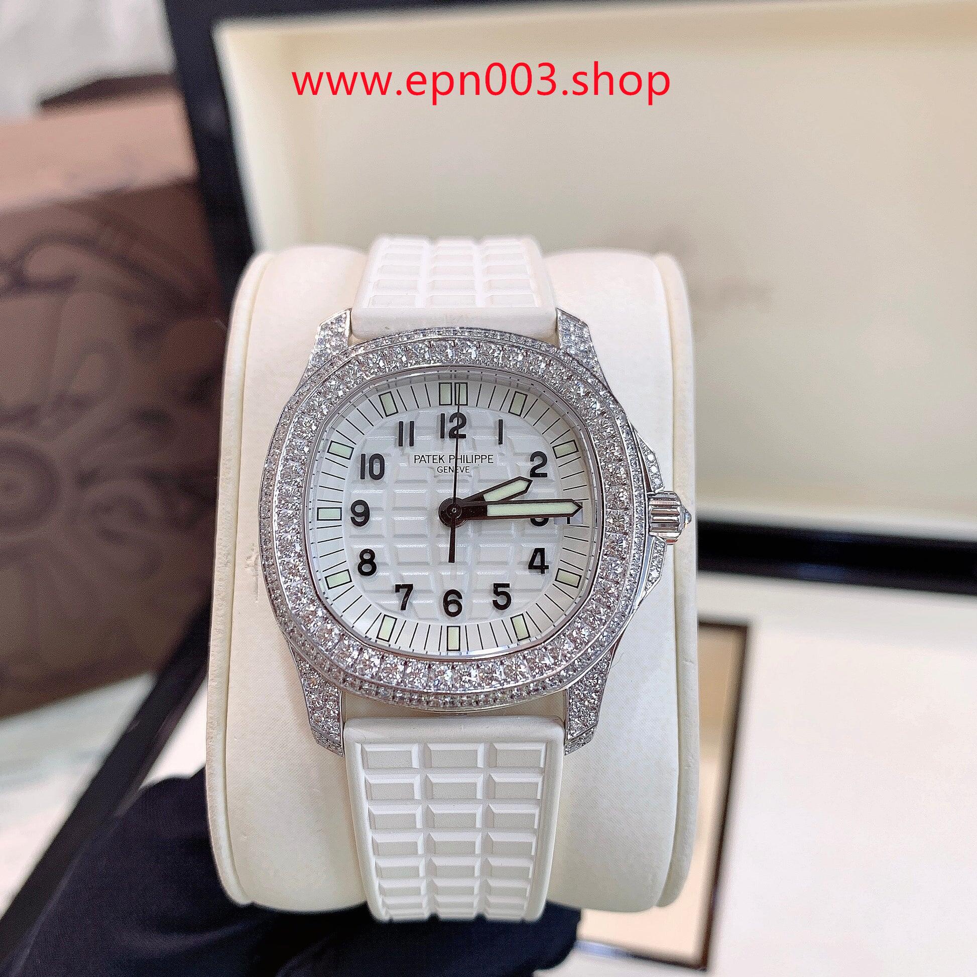 Aquanaut 5069G-011 35.2 mm Women Watch
