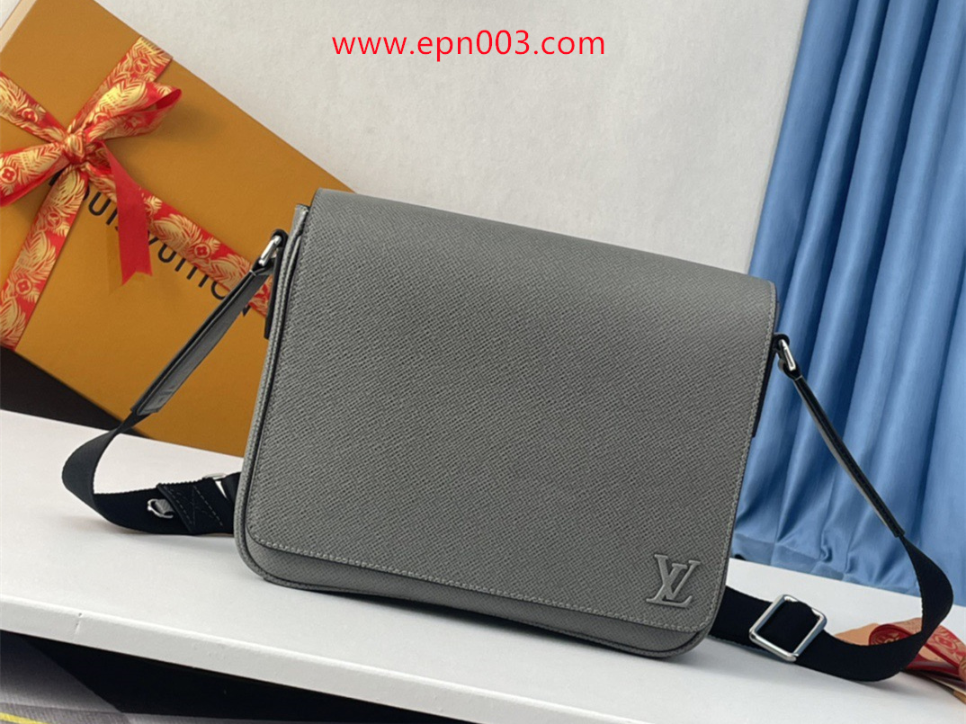 Crossbody Bags District PM M30970