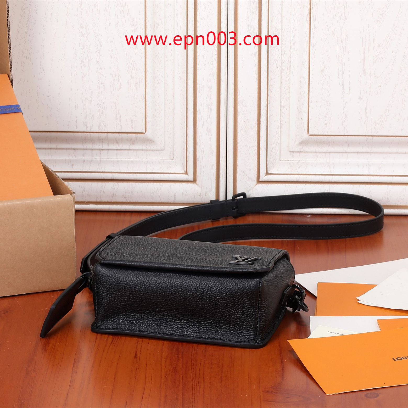 Small Bags and Bumbags Fastline Wearable Wallet M82085