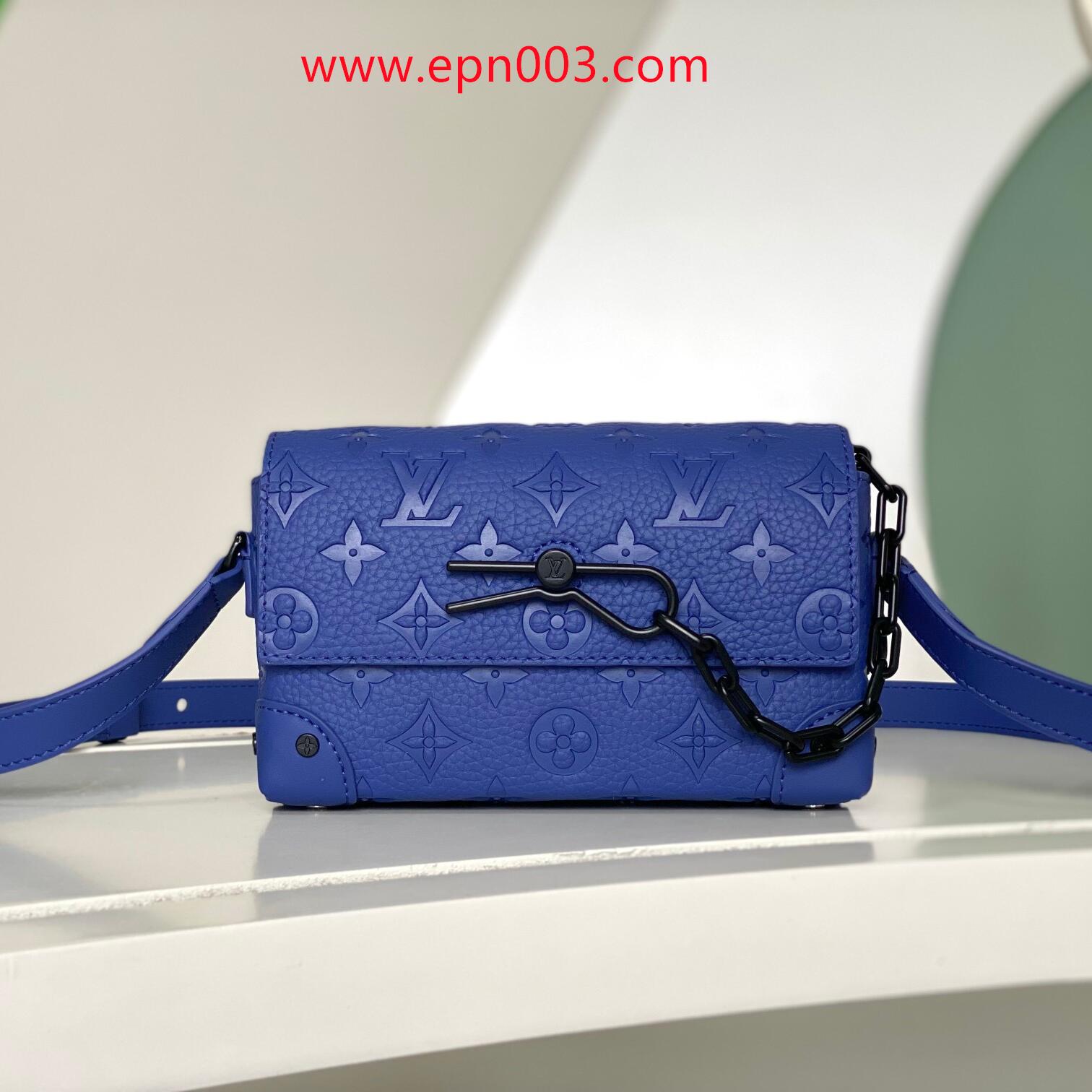 Leather Bags Selection Steamer Wearable Wallet M82571