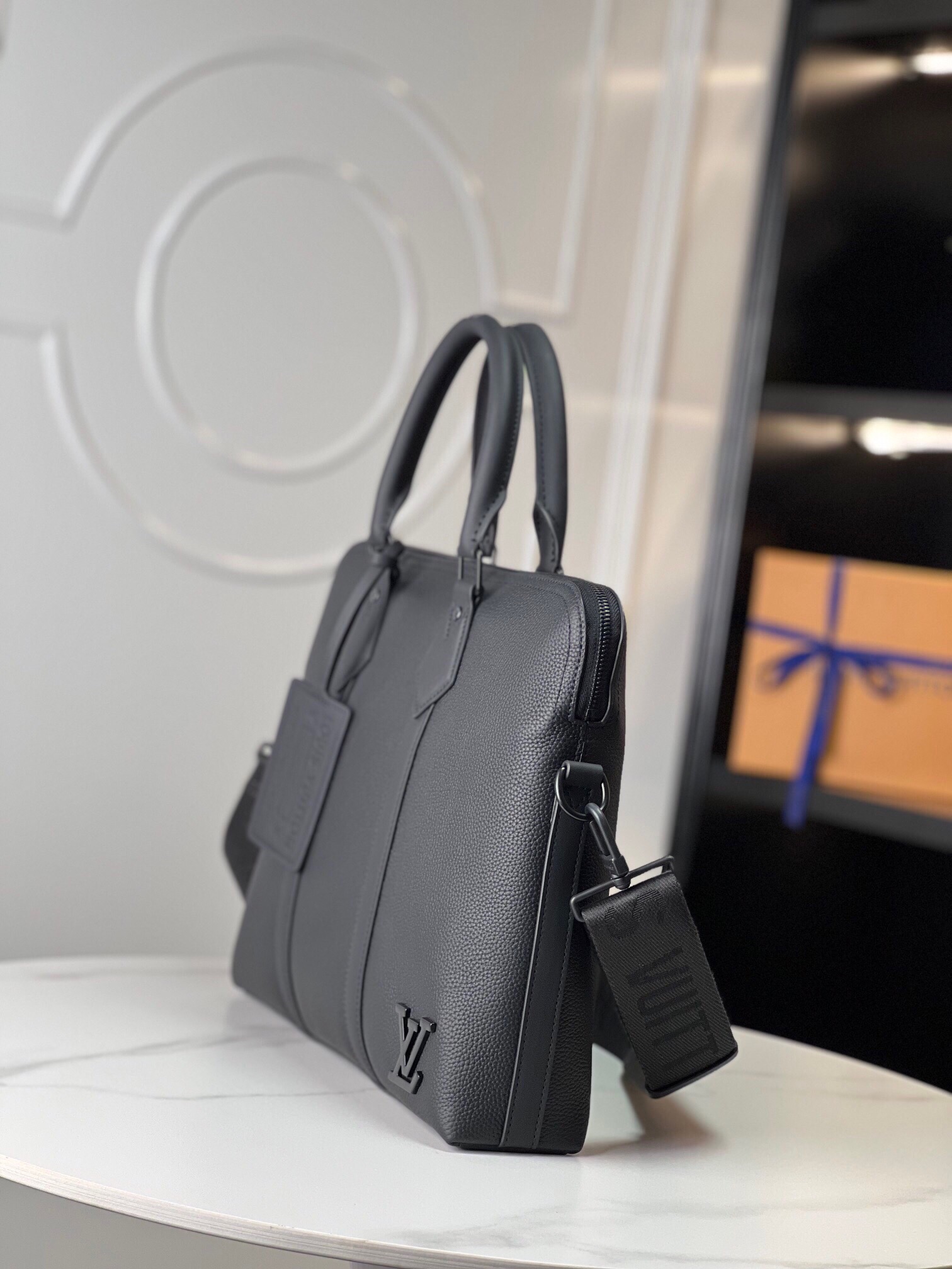 Business Bags Takeoff Briefcase M59159