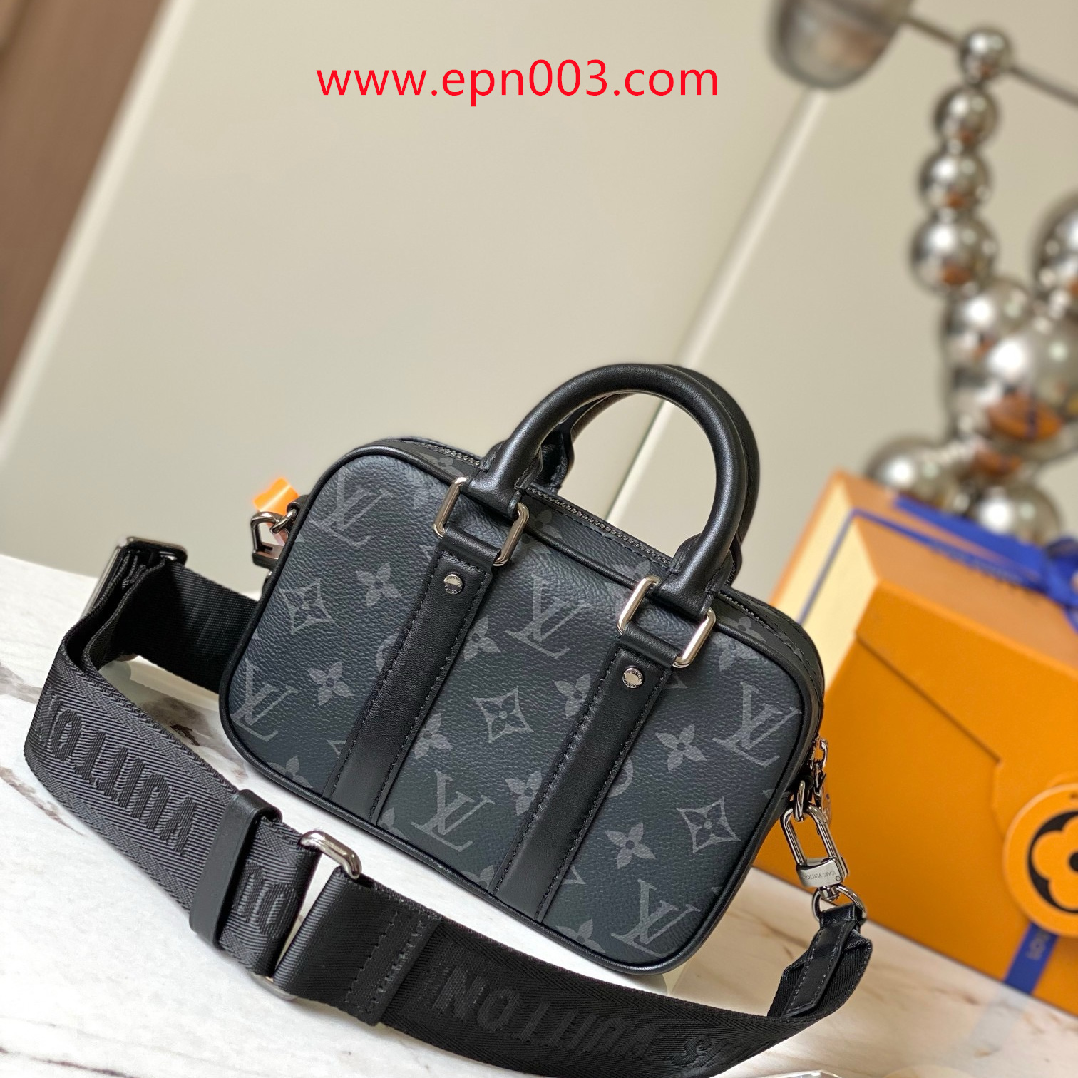 Crossbody Bags Nano Porte Documents Voyage M82770
