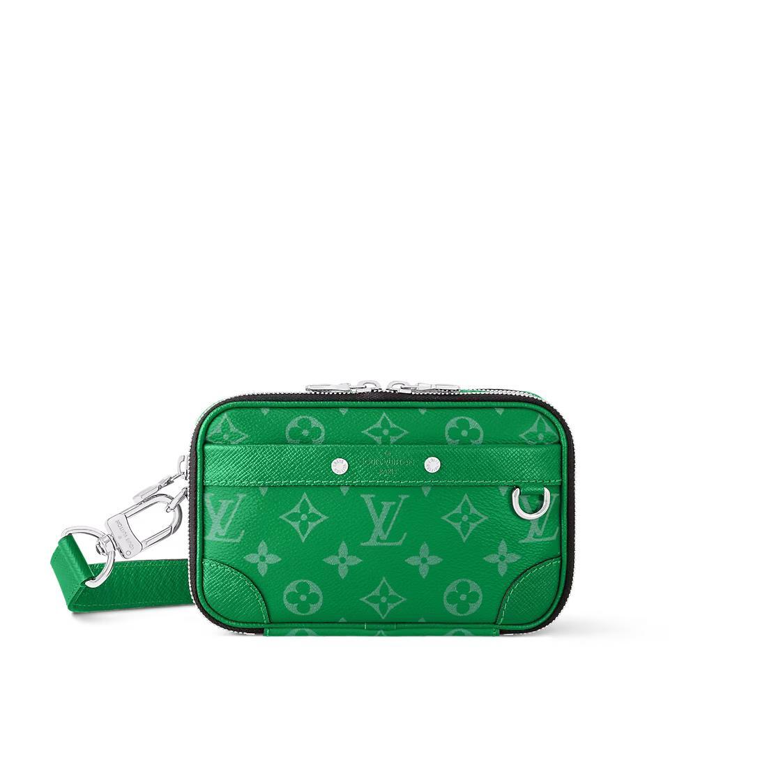 Crossbody Bags Alpha Wearable Wallet M30997