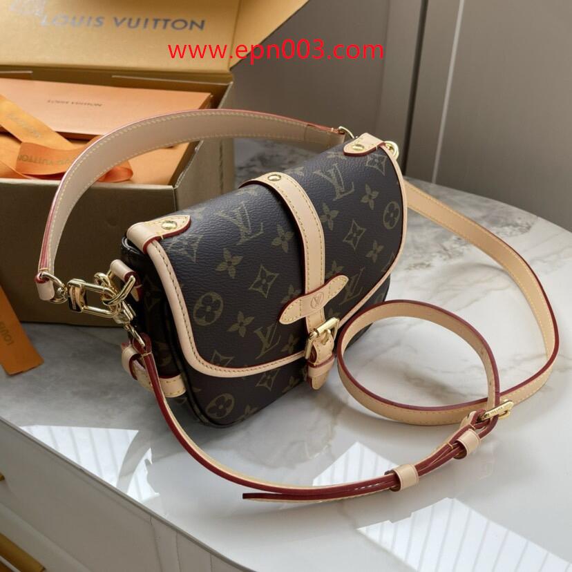 Crossbody Bags Saumur BB M46740-Women's Bags