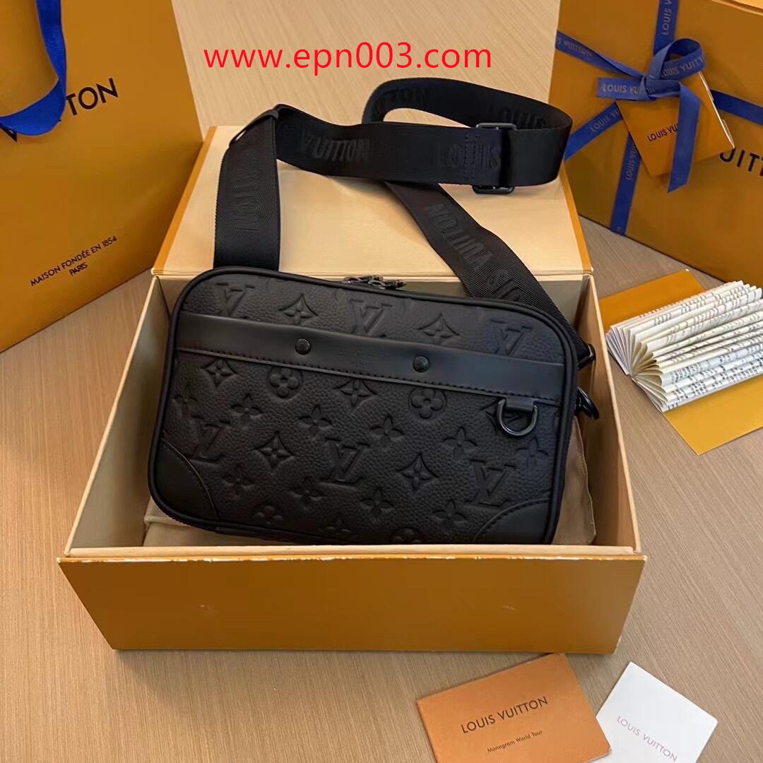 Crossbody Bags Alpha Messen M46955