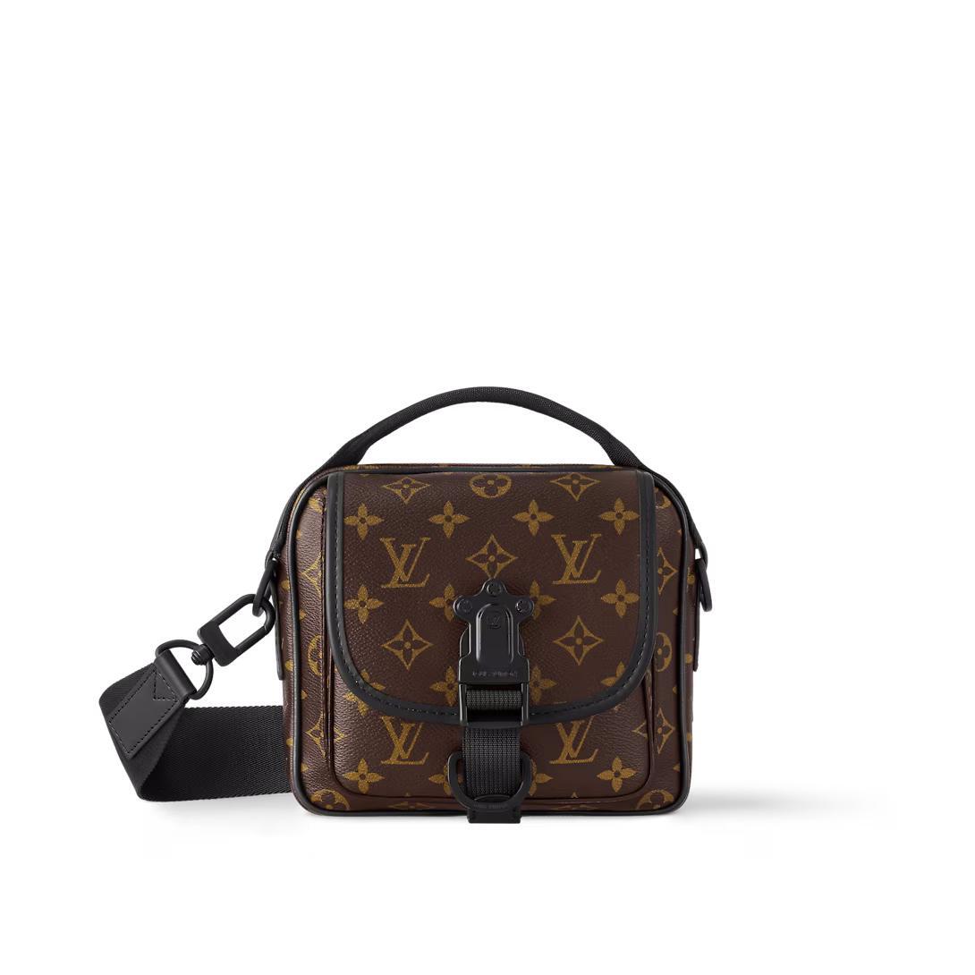 Crossbody Bags Quest Messenger M46973