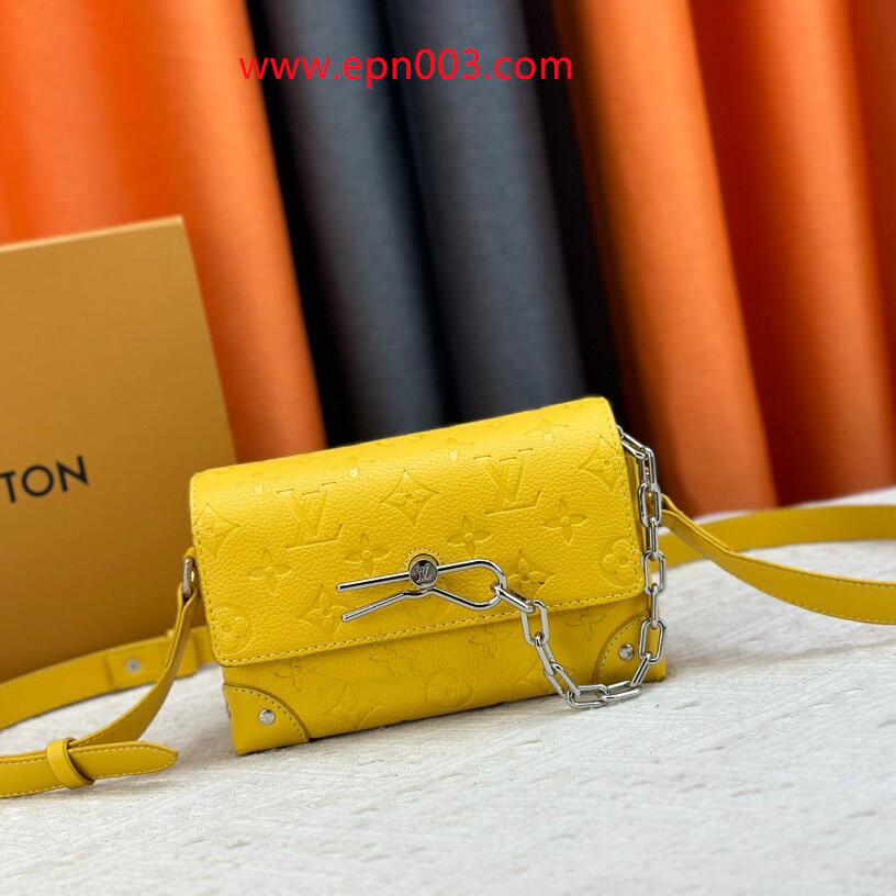 Crossbody Bags Steamer Wearable Wallet M82917