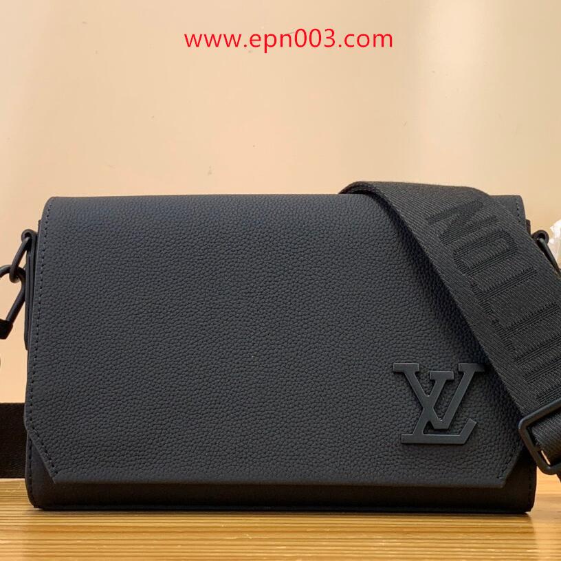 Crossbody Bags Takeoff Messenger PM M24769