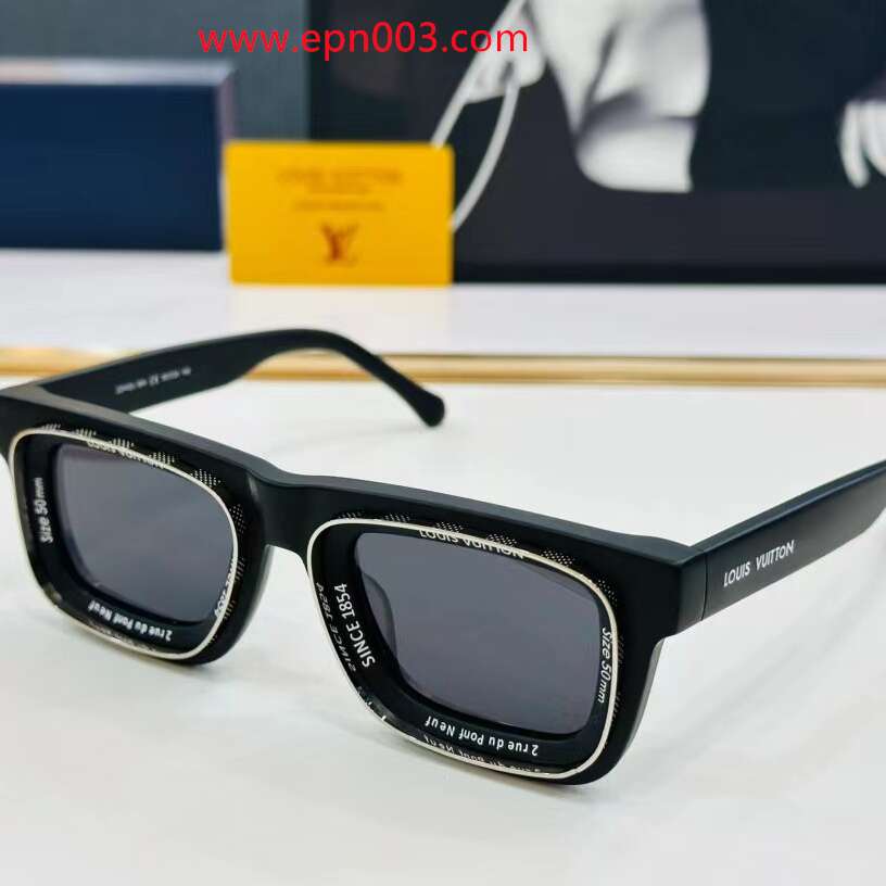 Super Vision Square Sunglasses Z2442U