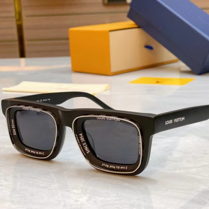 Super Vision Square Sunglasses Z2442U
