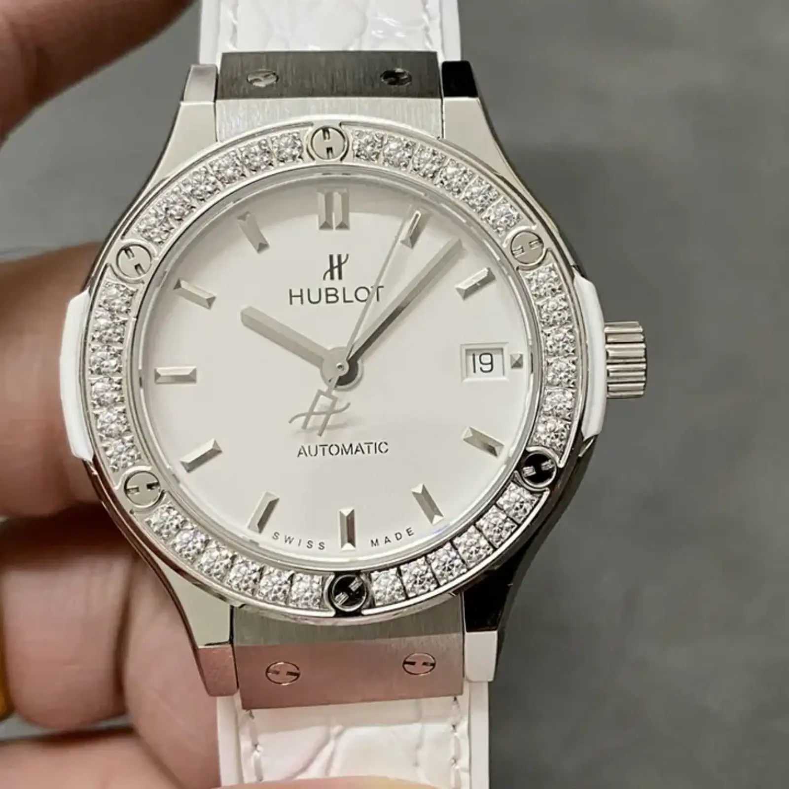 Classic Fusion Collection Automatic 542.NE.2010.LR.1204 38 mm