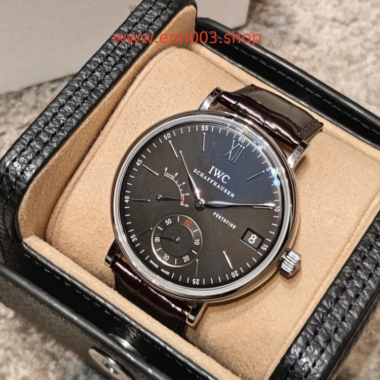 Portofino Hand-Wound Eight Days 45 mm Men Watch