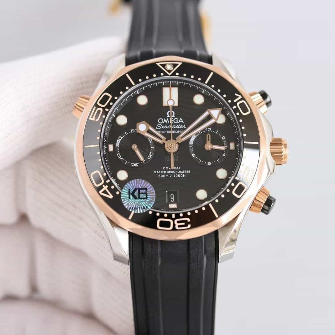 Seamaster 300M 44mm-steel ‑ Sedna™ gold on rubber strap - Mens Watch