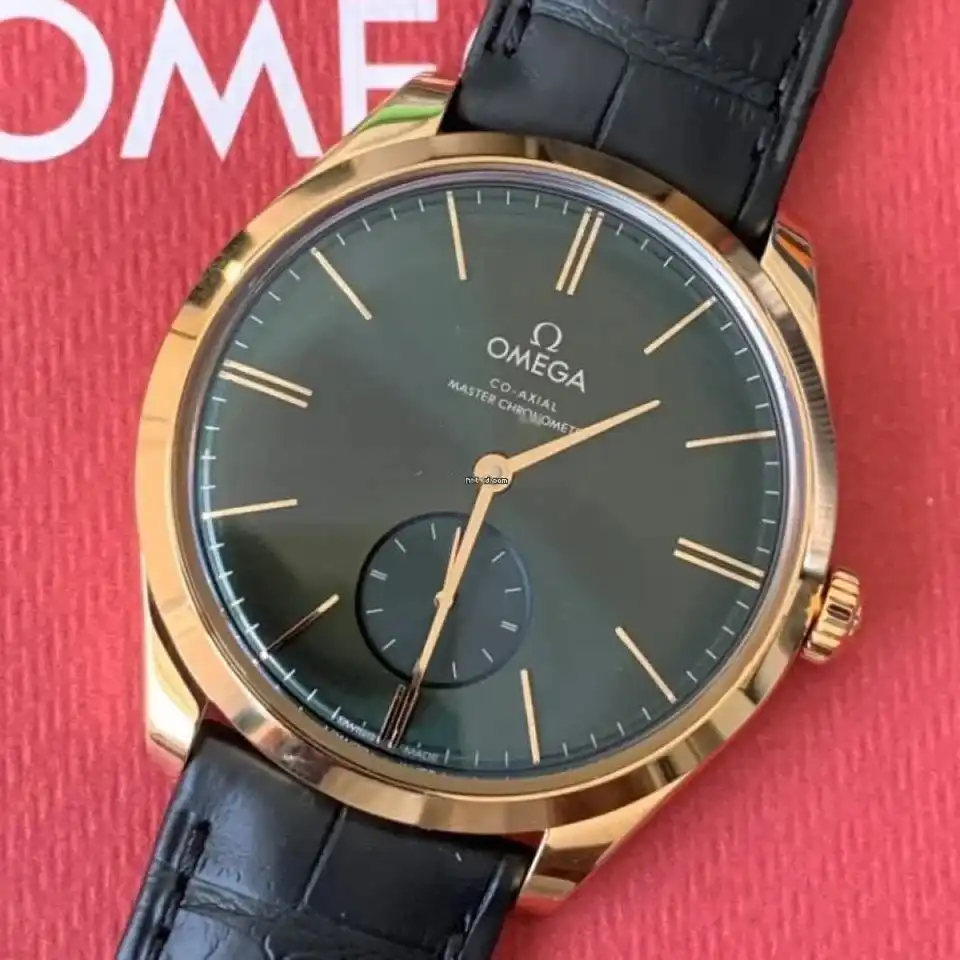 De Ville Tresor 40mm-yellow gold on leather strap - Mens Watch