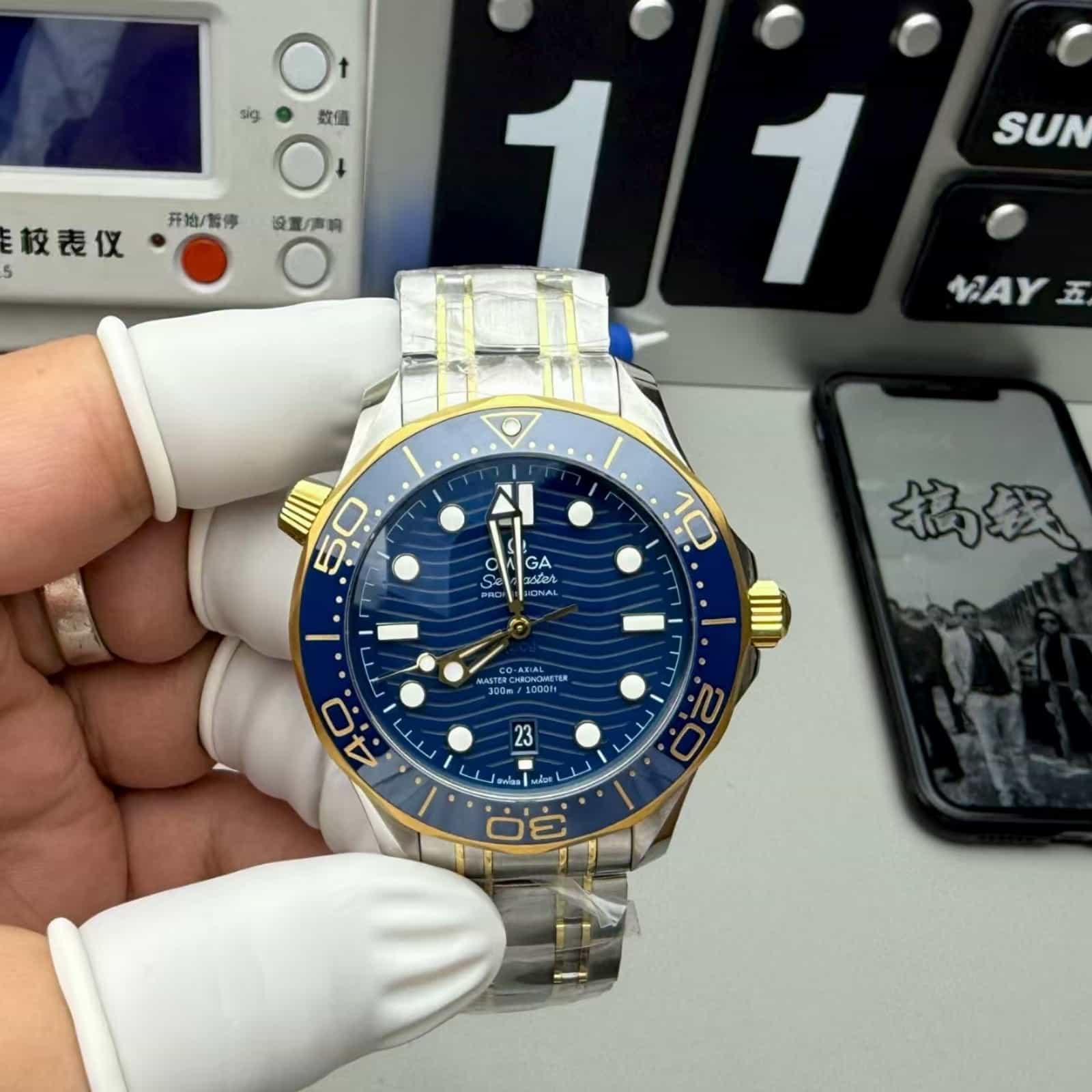 Seamaster Diver 300M 42mm-Steel - Yellow Gold On Steel - Yellow Gold -Mens Watch