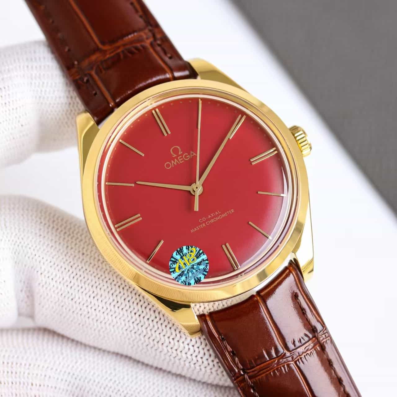 De Ville Tresor 40mm-Yellow Gold On Leather Strap