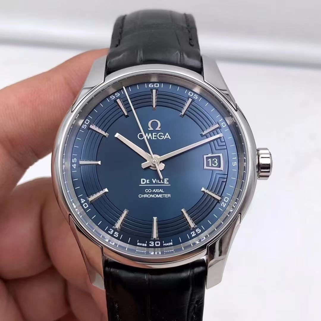 De Ville Prestige steel on leather strap 41mm Men Watch