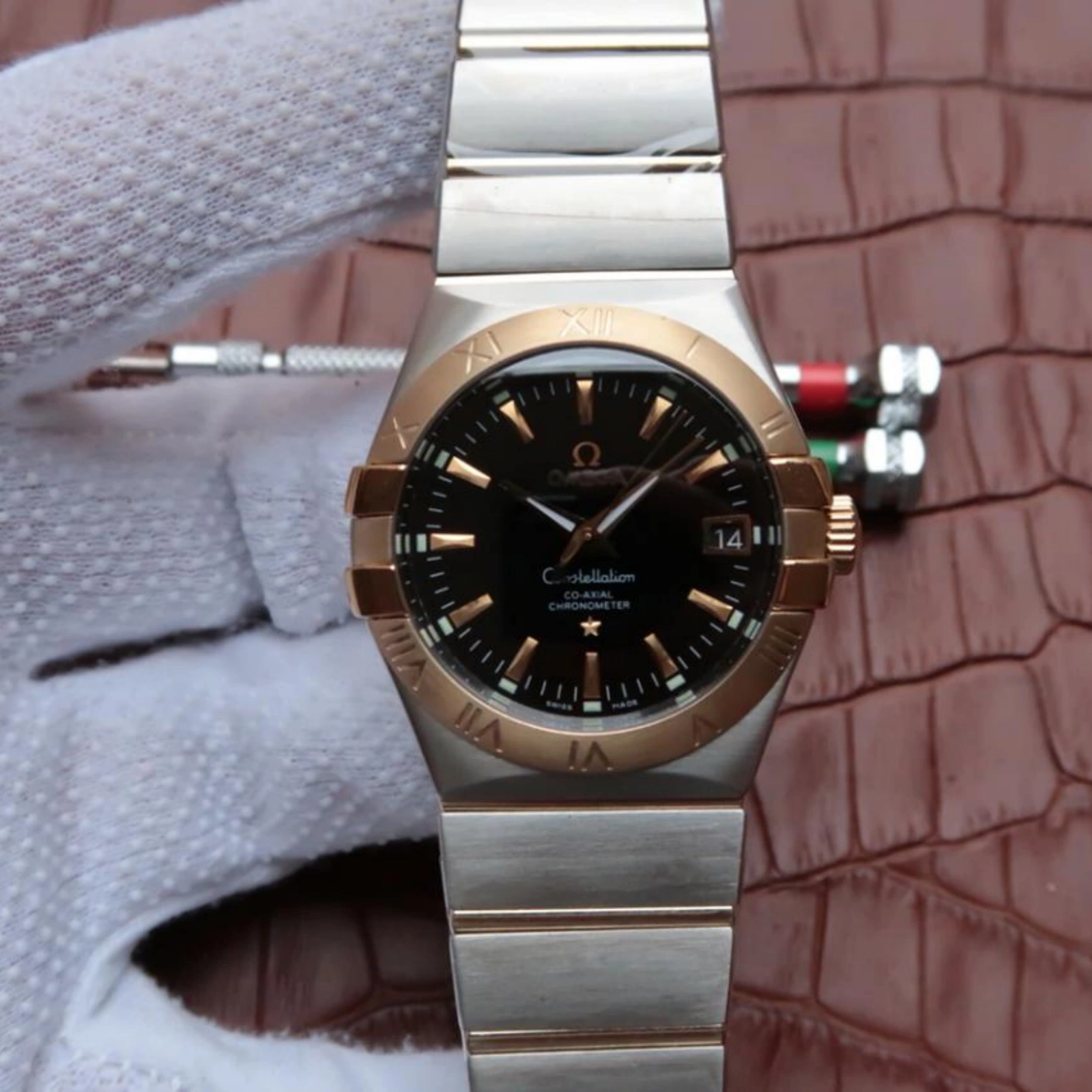 Constellation  steel ‑ red gold on steel ‑ gold central bar 35mm Women Watch