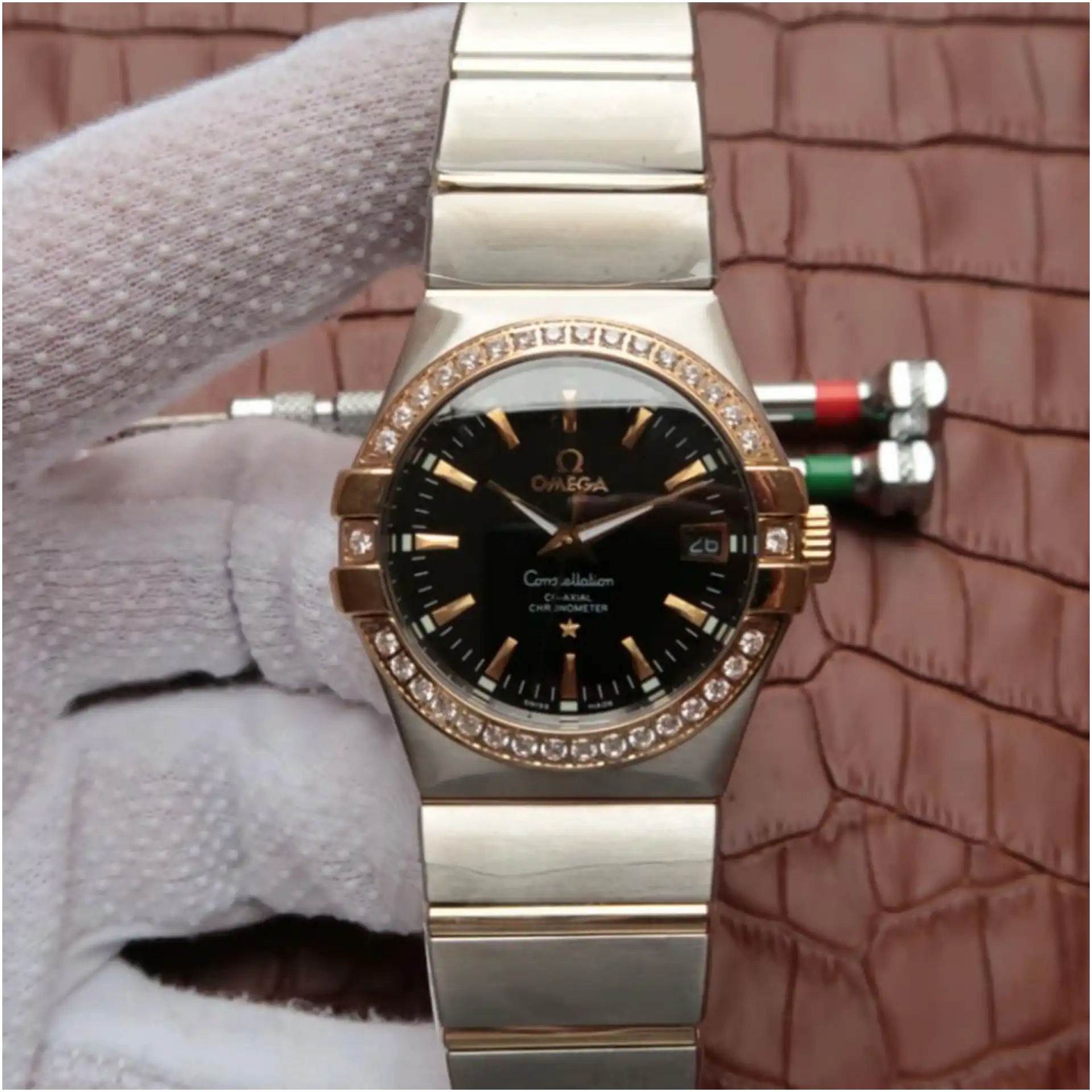 Constellation  steel ‑ red gold on steel ‑ gold central bar 35mm Women Watch