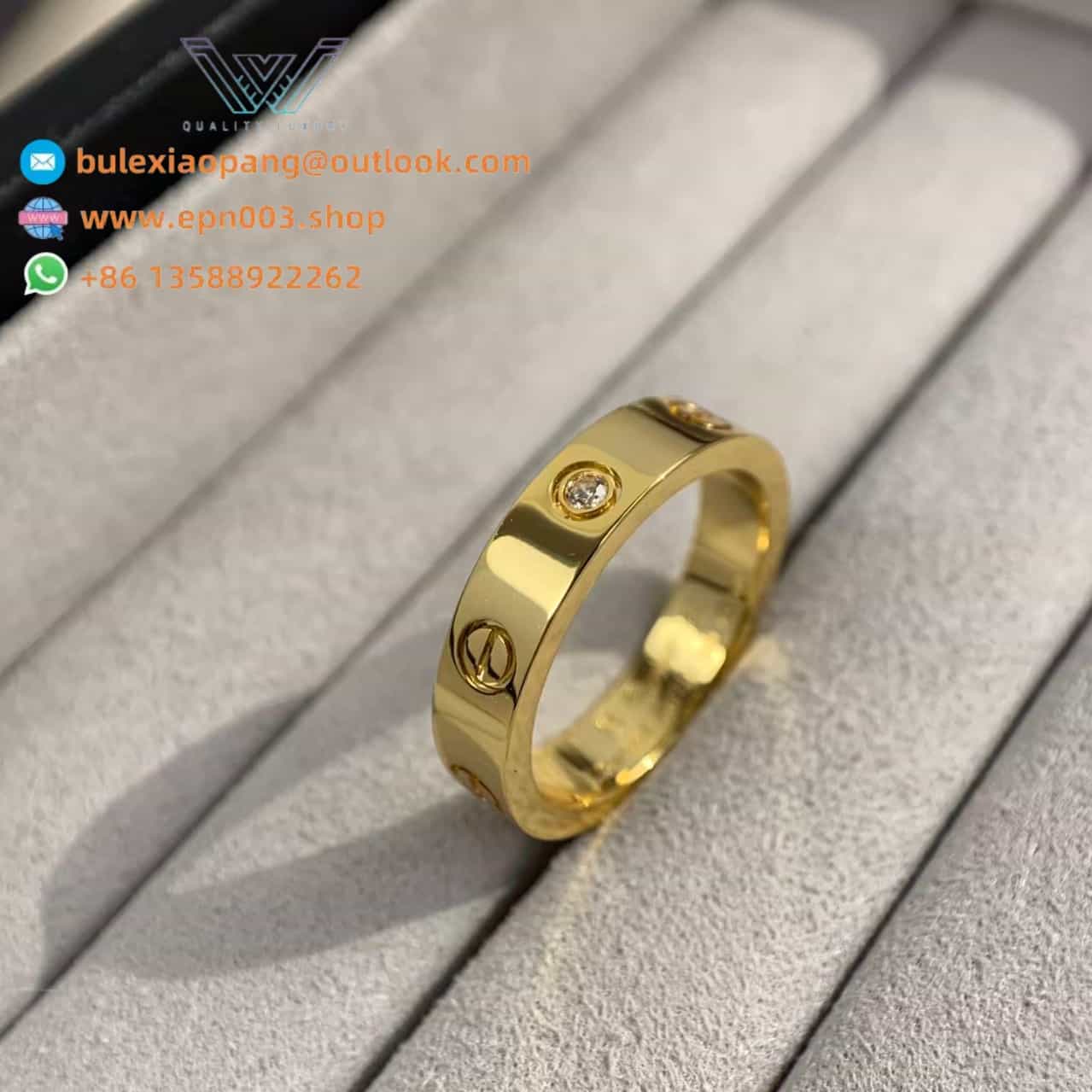 Love Ring, Small Model, 1 Diamond B4056100 - Gold