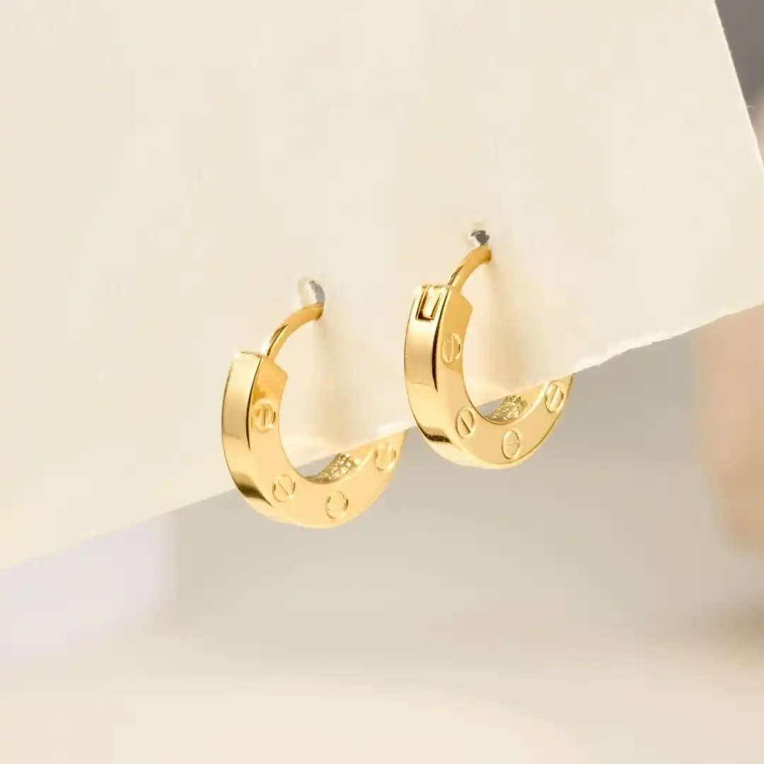 Love Single Hoop Earring B8301423 - Gold