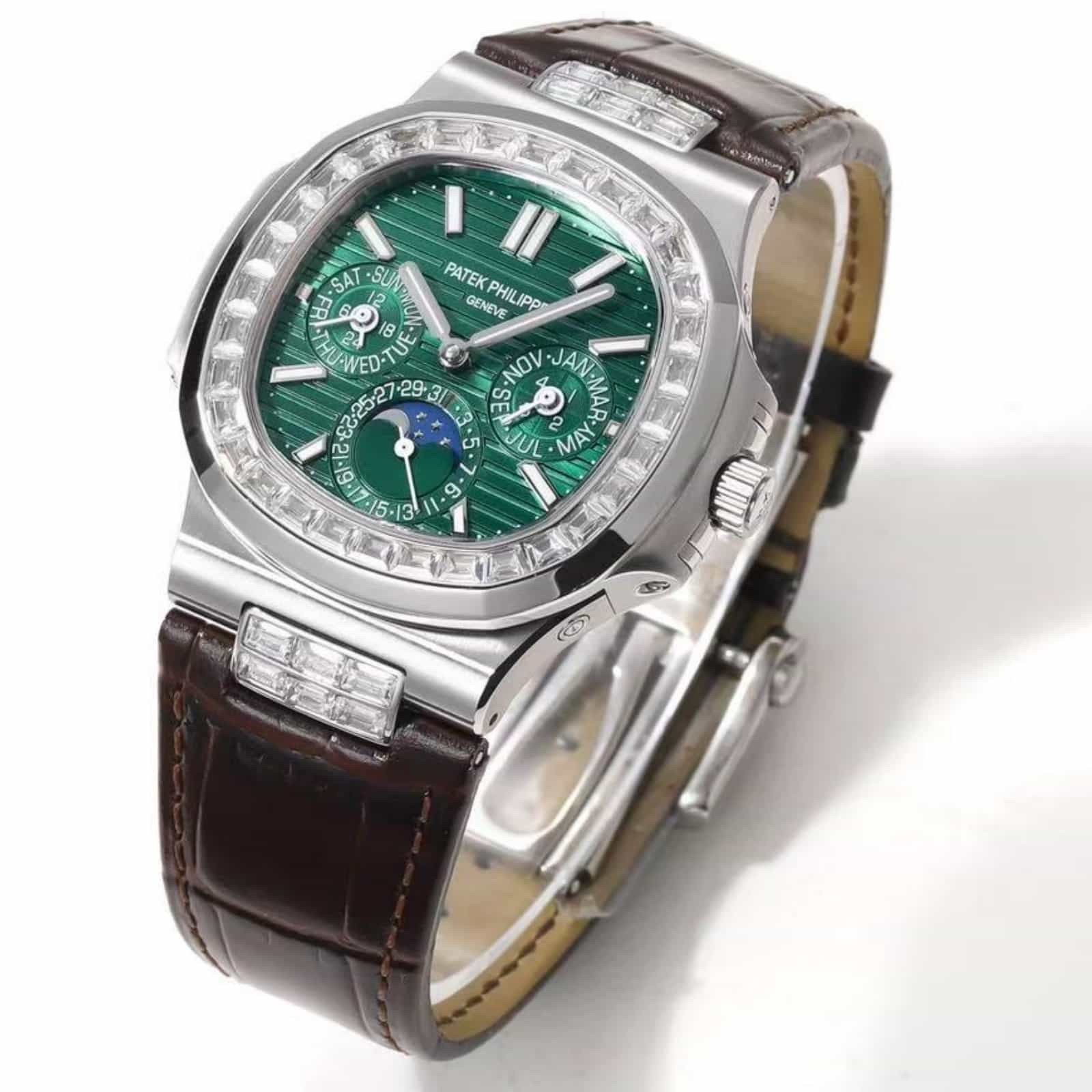 Nautilus 5722G with Moissanite Diamond 40mm Men Watch