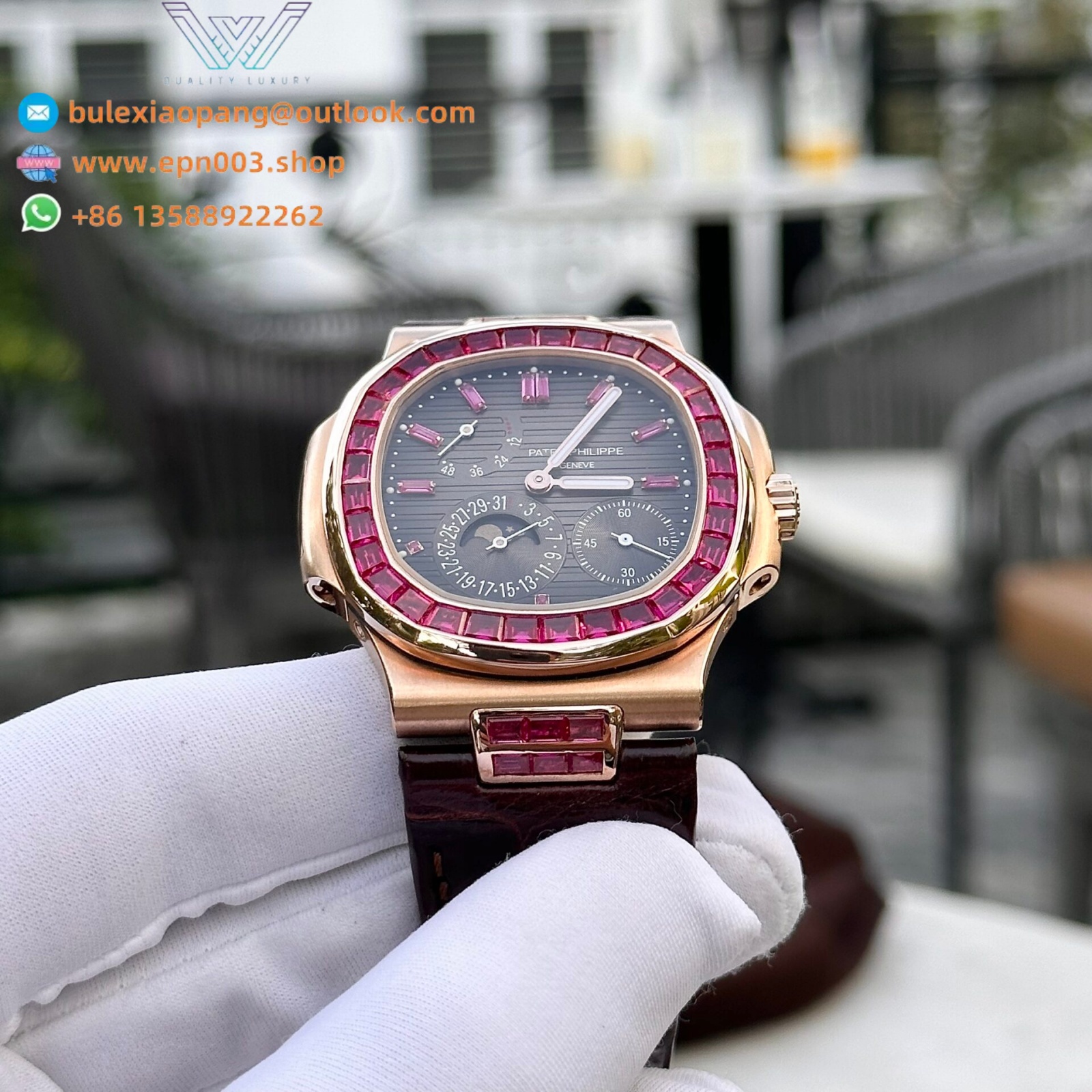 Nautilus 5724 Gold Wrapped With Ruby Watch 40mm