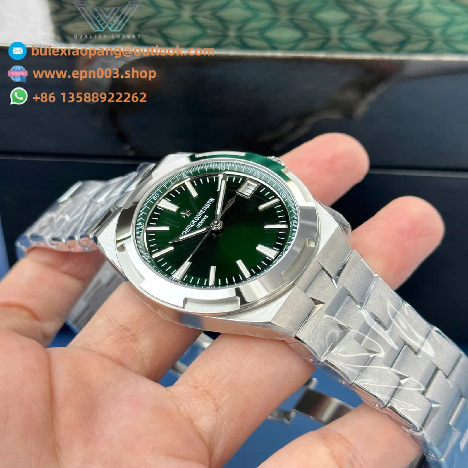 Overseas 4500V  Watch Green Dial 41mm Men Watch