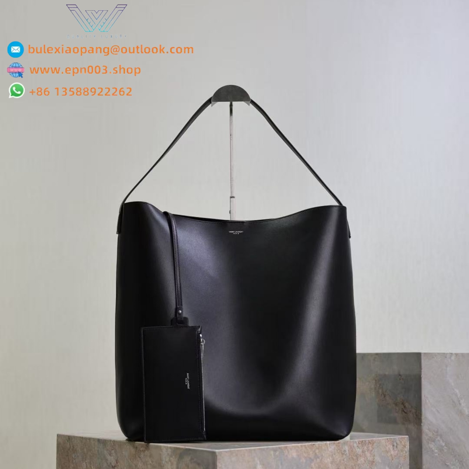 SAINT LAURENT PARIS BOLD HOBO BAG IN LEATHER BLACK - 845383AAEL51000