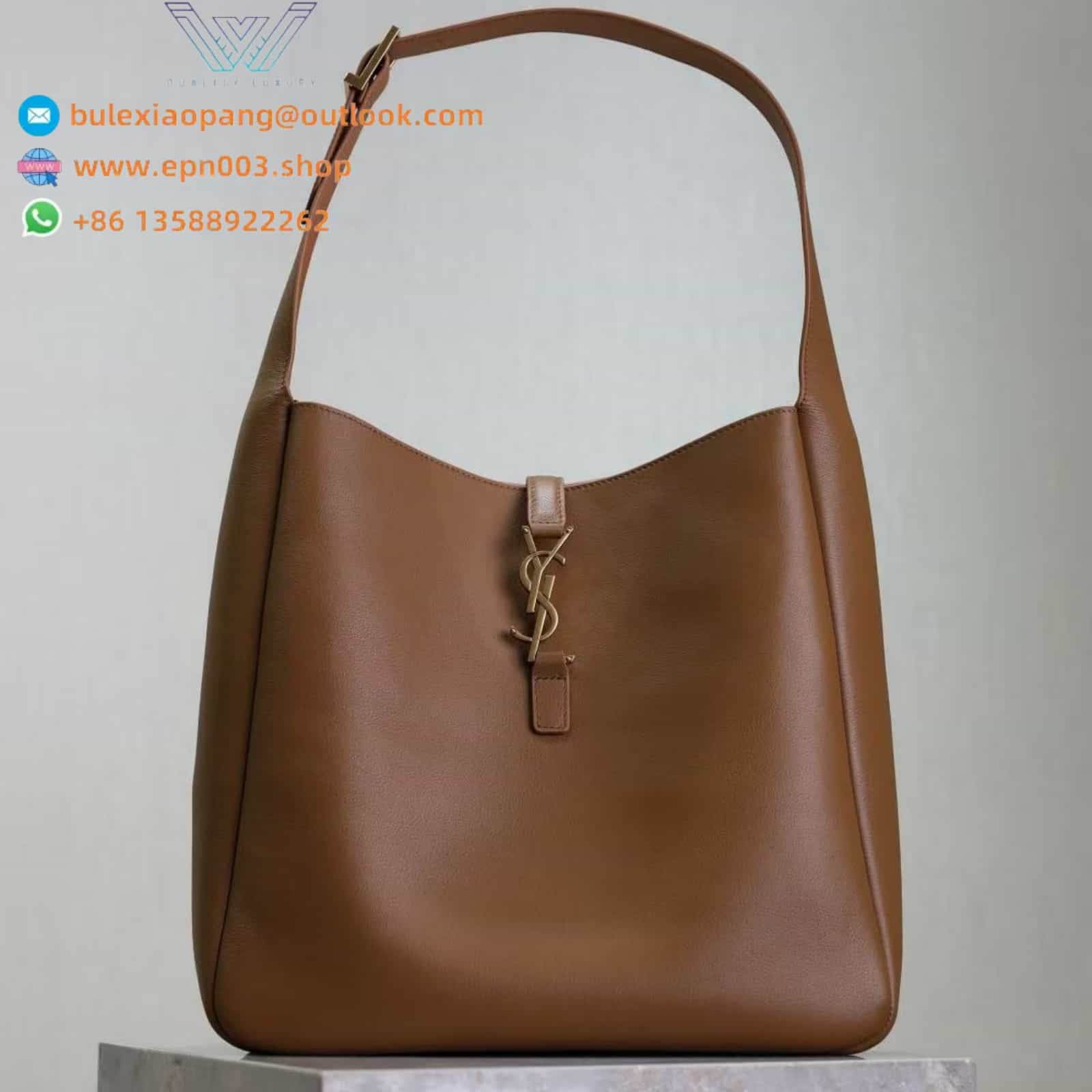 LE 5 À 7 SUPPLE LARGE IN GRAINED LEATHER FOX - 850545AAAUQ2536