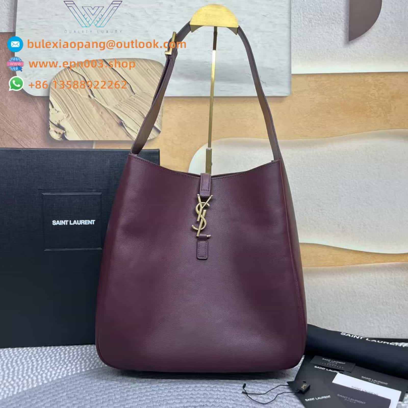 LE 5 À 7 SUPPLE LARGE IN GRAINED LEATHER RAISIN - 753837AAAUQ6988