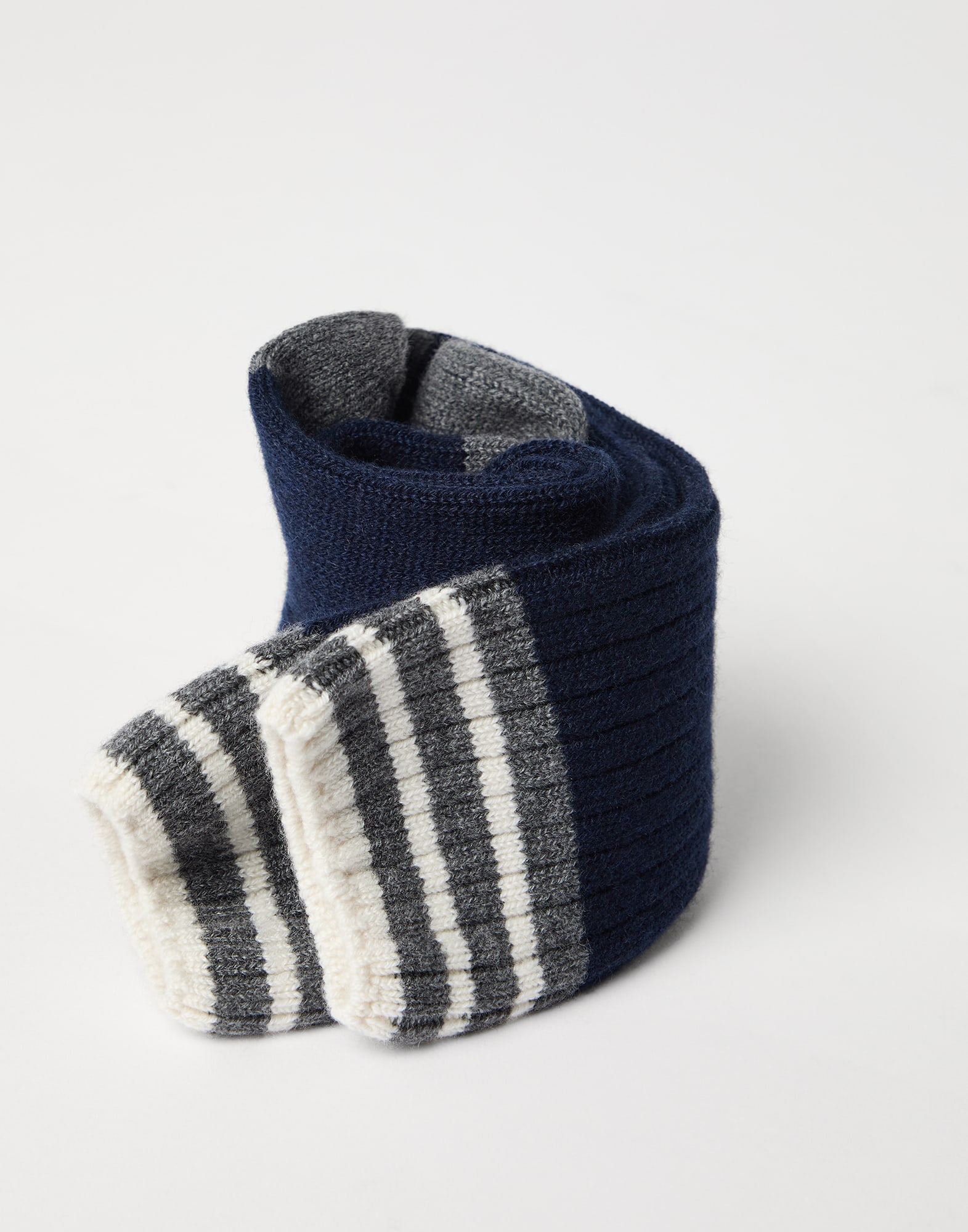 Cashmere rib knit socks