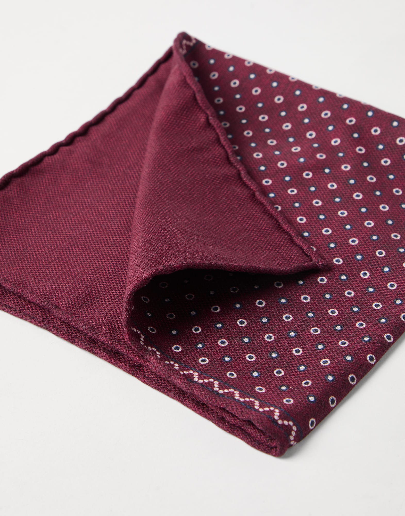 Spotted silk pocket square