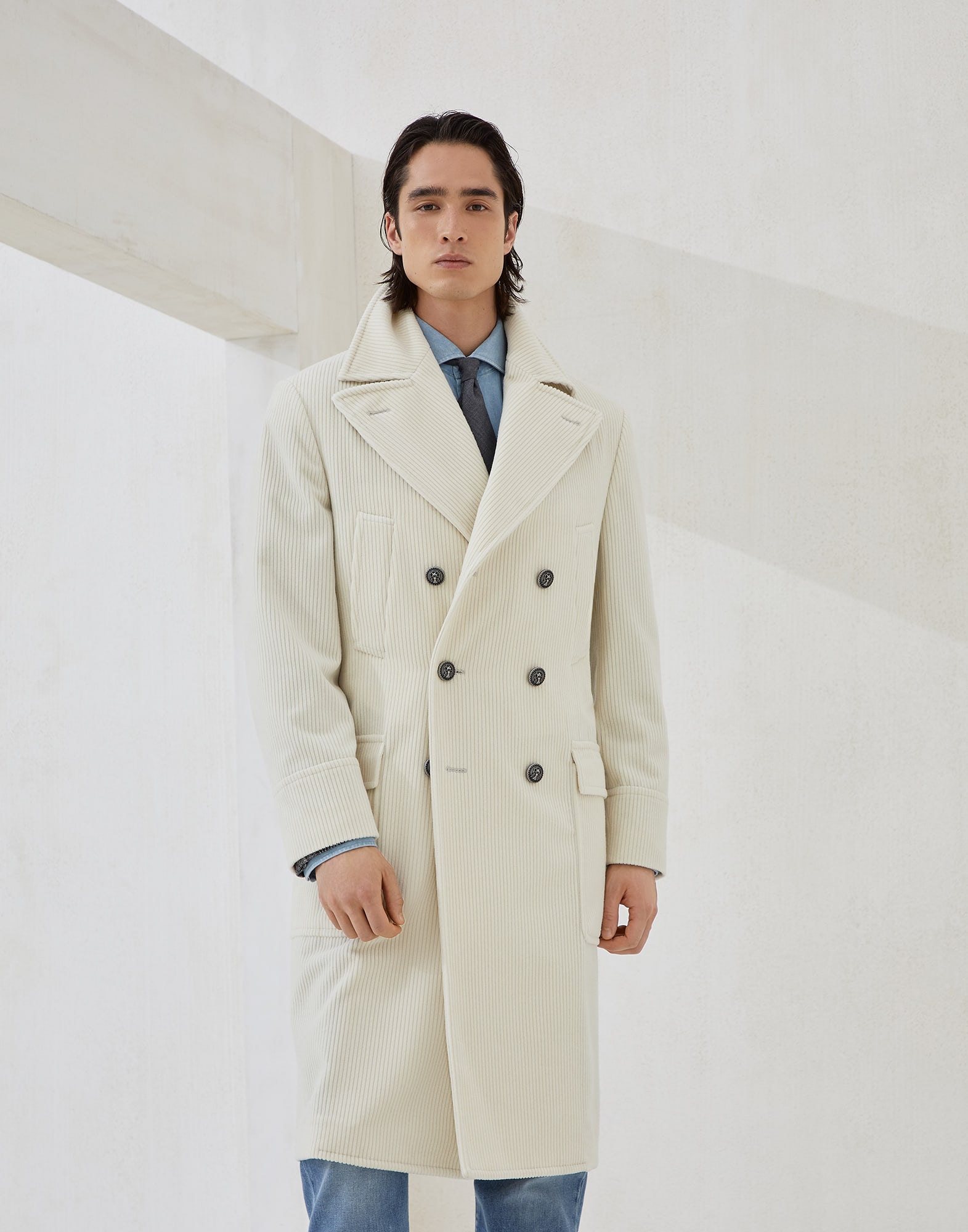 Cashmere wide wale corduroy one-and-a-half-breasted coat with patch pockets and metal buttons