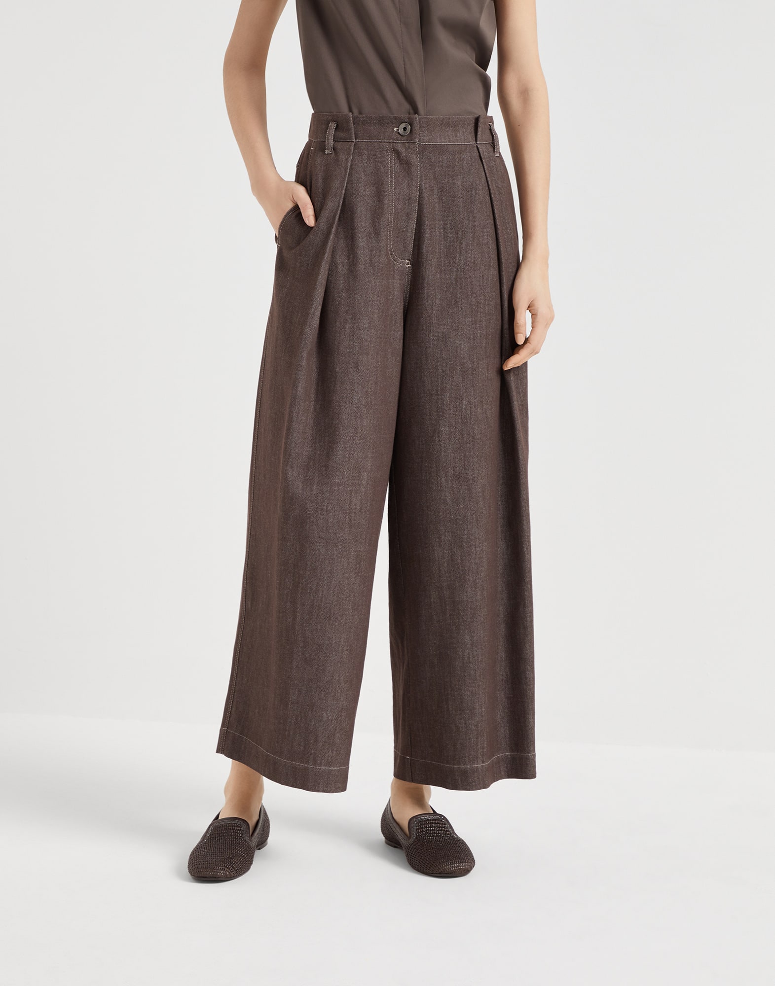 Denim-effect twill pleated A-line trousers with shiny loop