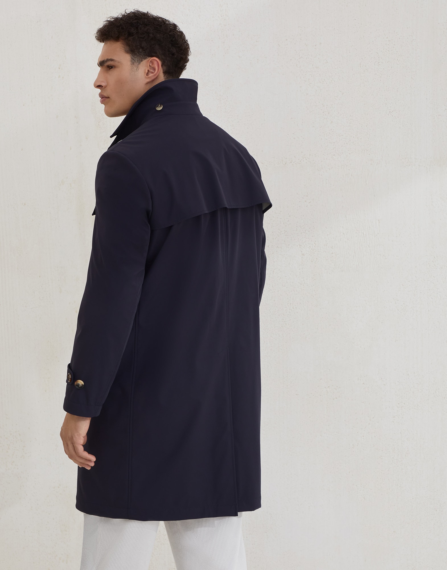Stretch bonded nylon four-pocket redingote