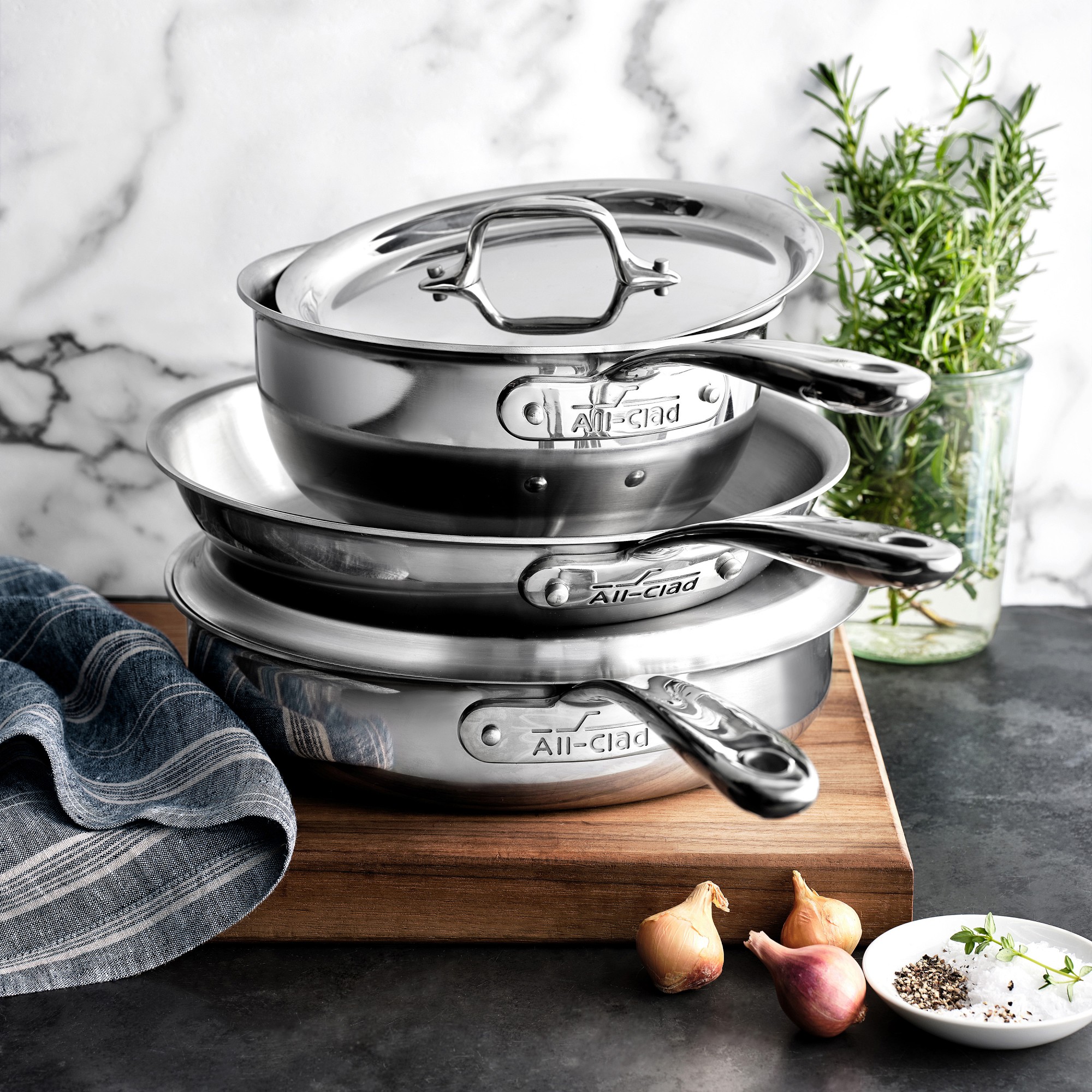 All-Clad G5™ Graphite Core Stainless-Steel Saucier, 2 1/2-Qt.