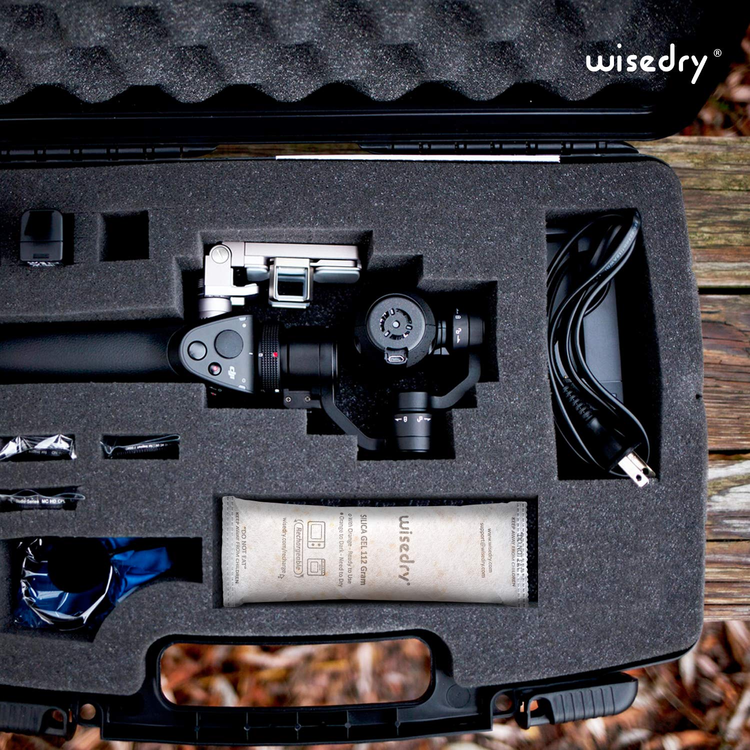 wisedry 2 x 500 Gram [2.2 lbs] Rechargeable Silica Gel Car Dehumidifier, Microwave Fast Reactivated Desiccant Packets Large for Gun Safe Closet Basement Garage Storage Moisture Absorbers Bag Reusable