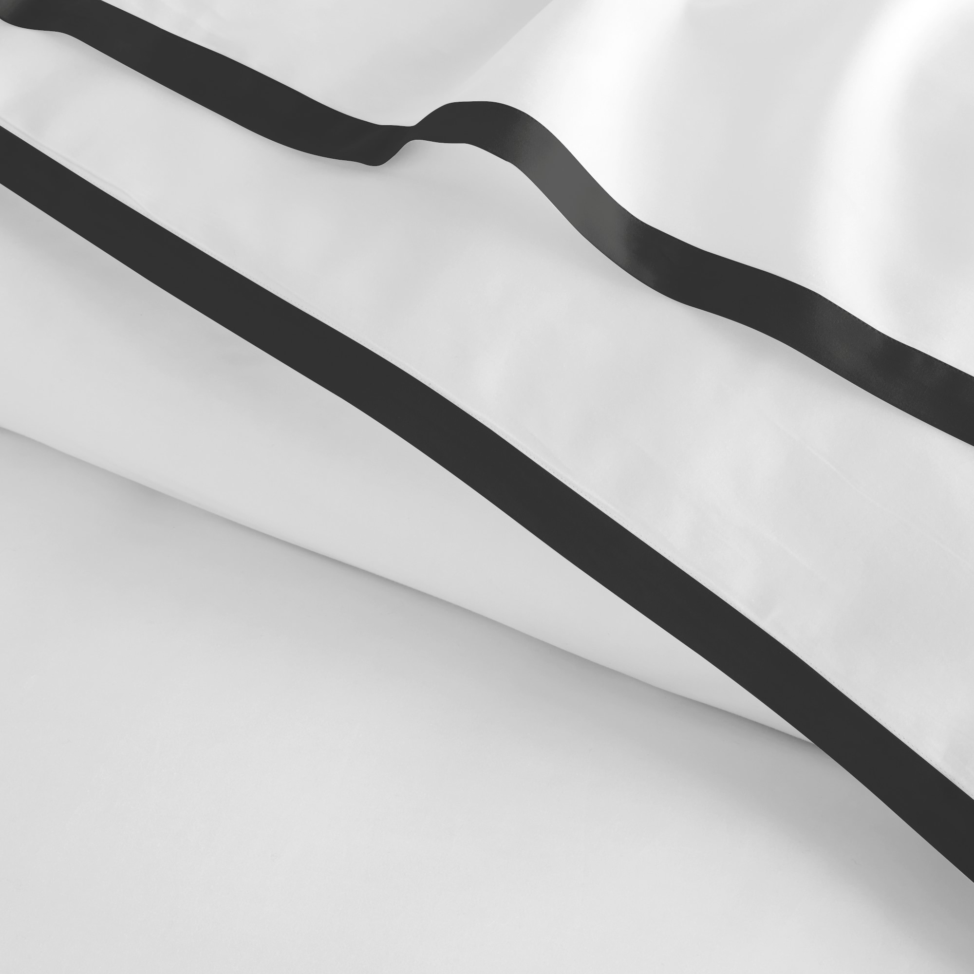 Chambers® Italian Border 300TC Sateen Duvet Cover & Shams