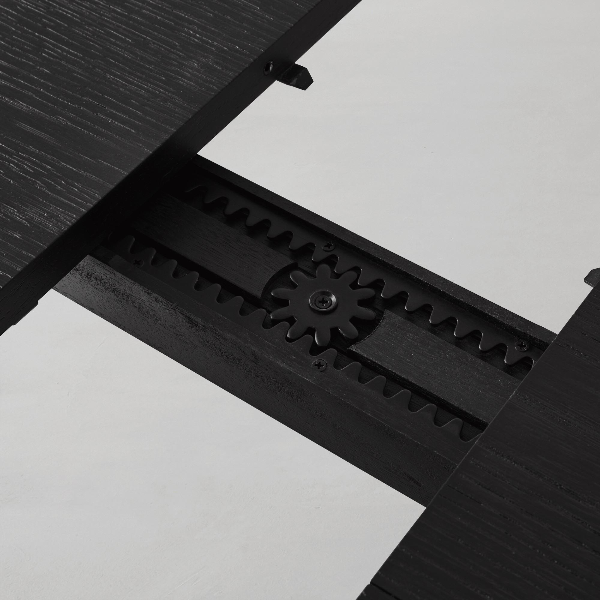 Radius Extendable Oval Dining Table (72