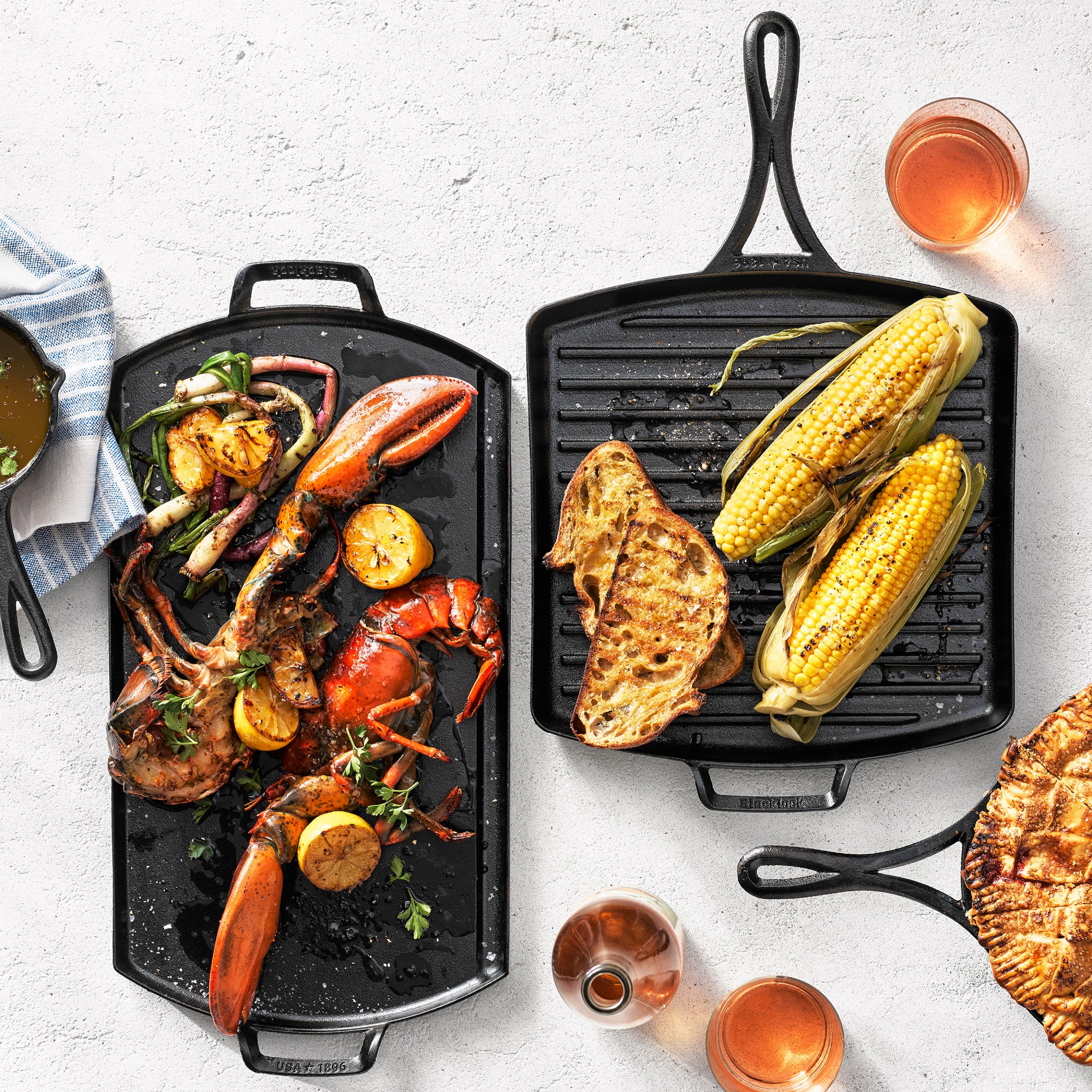 Lodge Blacklock Triple Seasoned Cast Iron Square Grill Pan