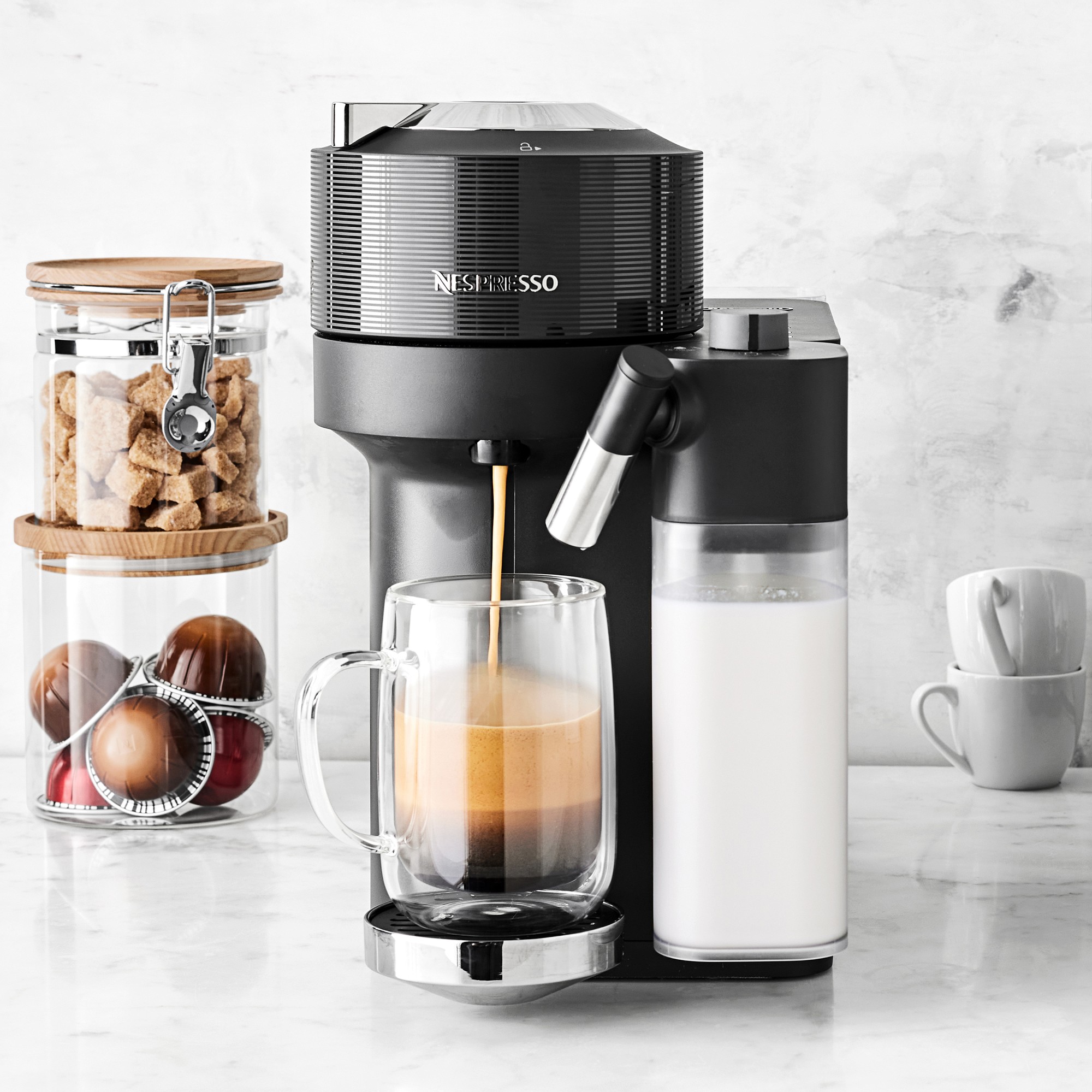 Nespresso Vertuo Lattissima by De'Longhi