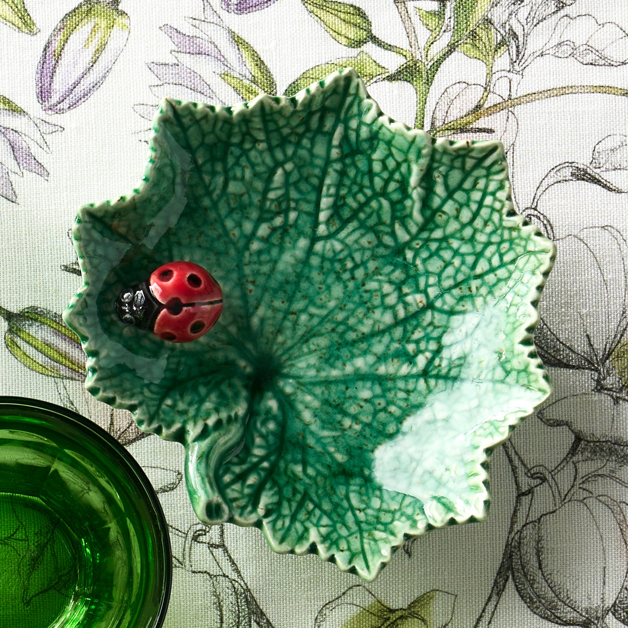 Bordallo Pinheiro Cabbage Appetizer Plate