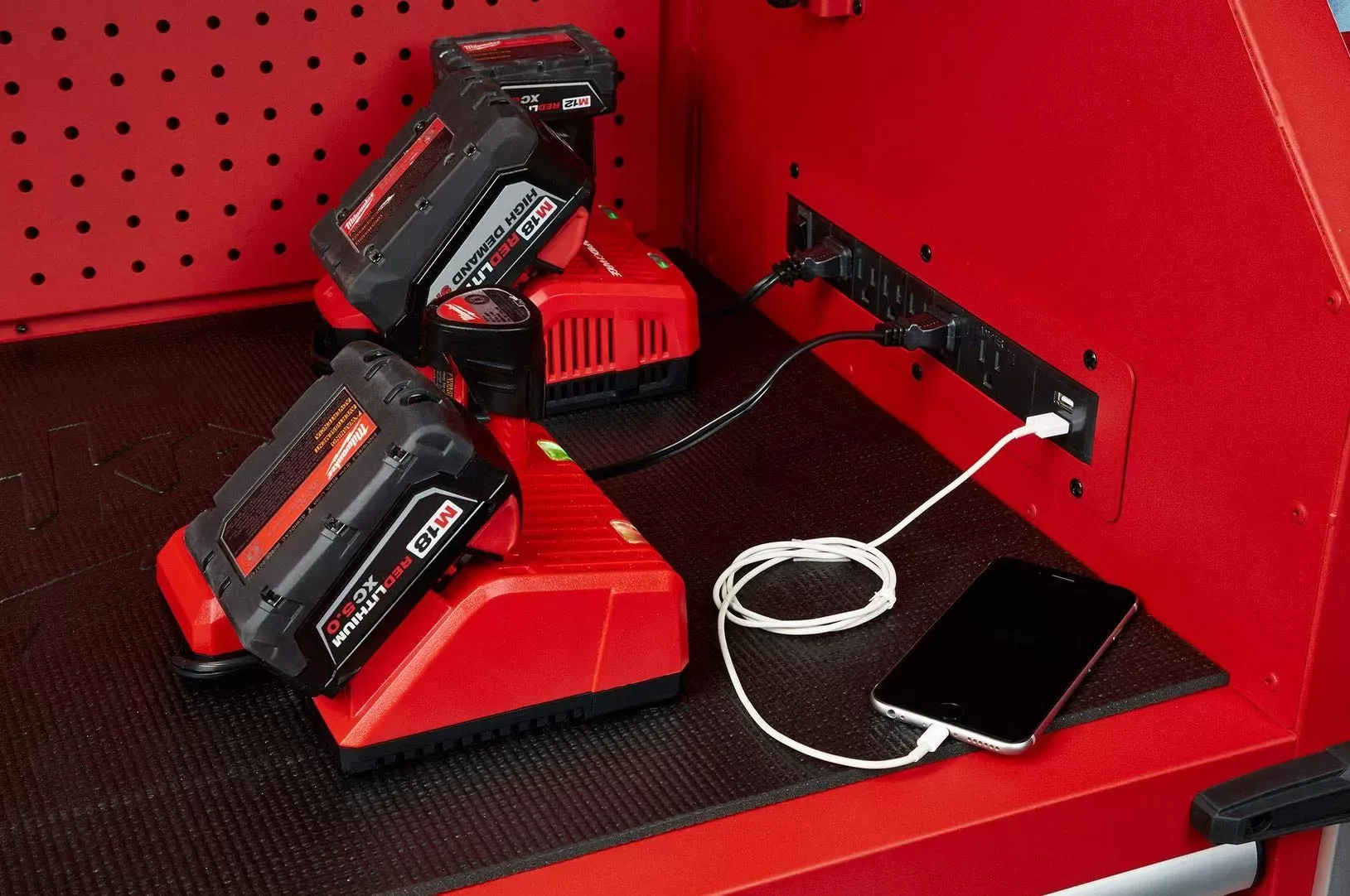 2025 Milwaukee High Capacity 56 in. Tool Chest and Roller Cabinets Combo +18V Cordless Lithium-Ion 4 Tool Combo Kit