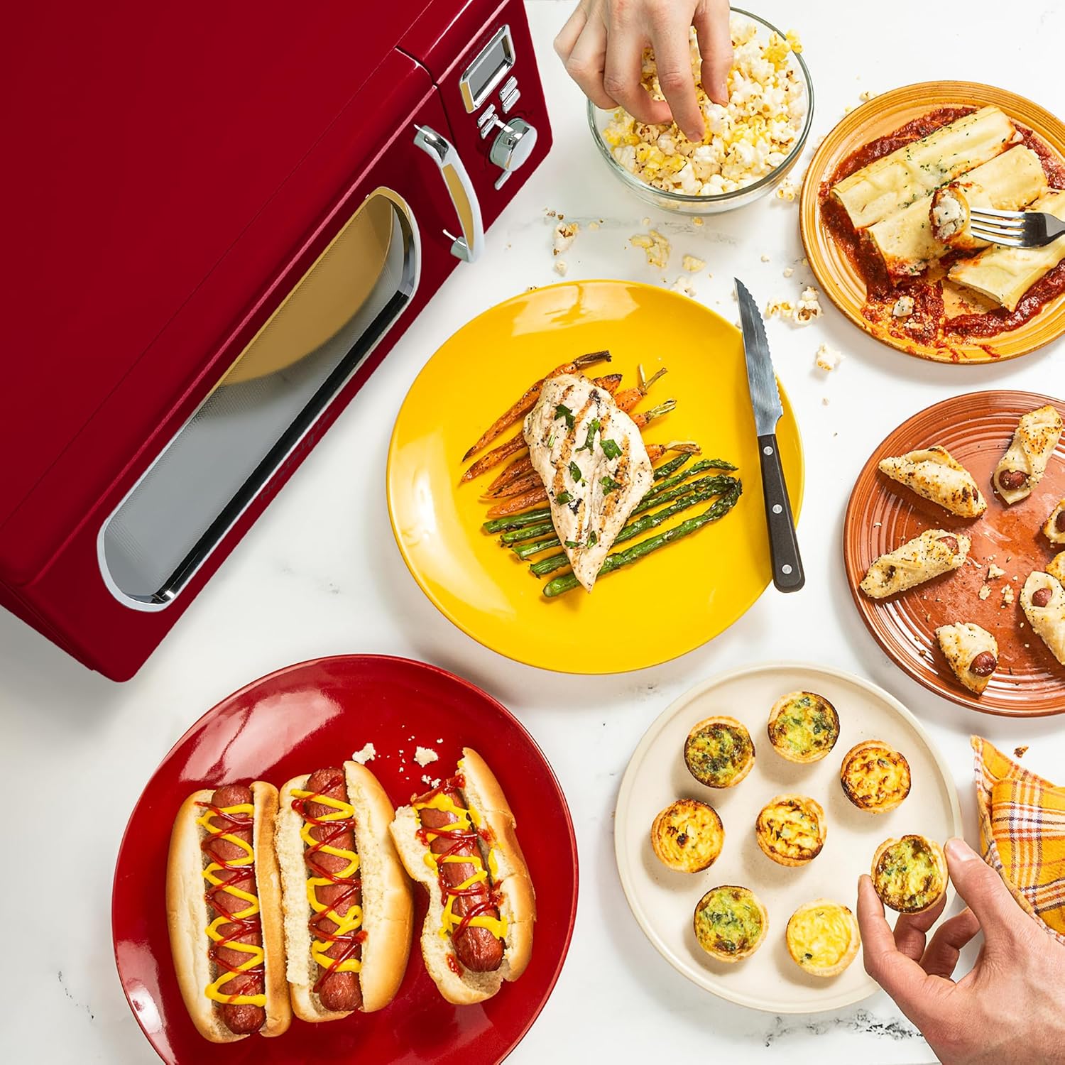 Nostalgia Retro Compact Countertop Microwave Oven - 0.7 Cu. Ft. - 700-Watts with LED Digital Display - Child Lock - Easy Clean Interior - Aqua