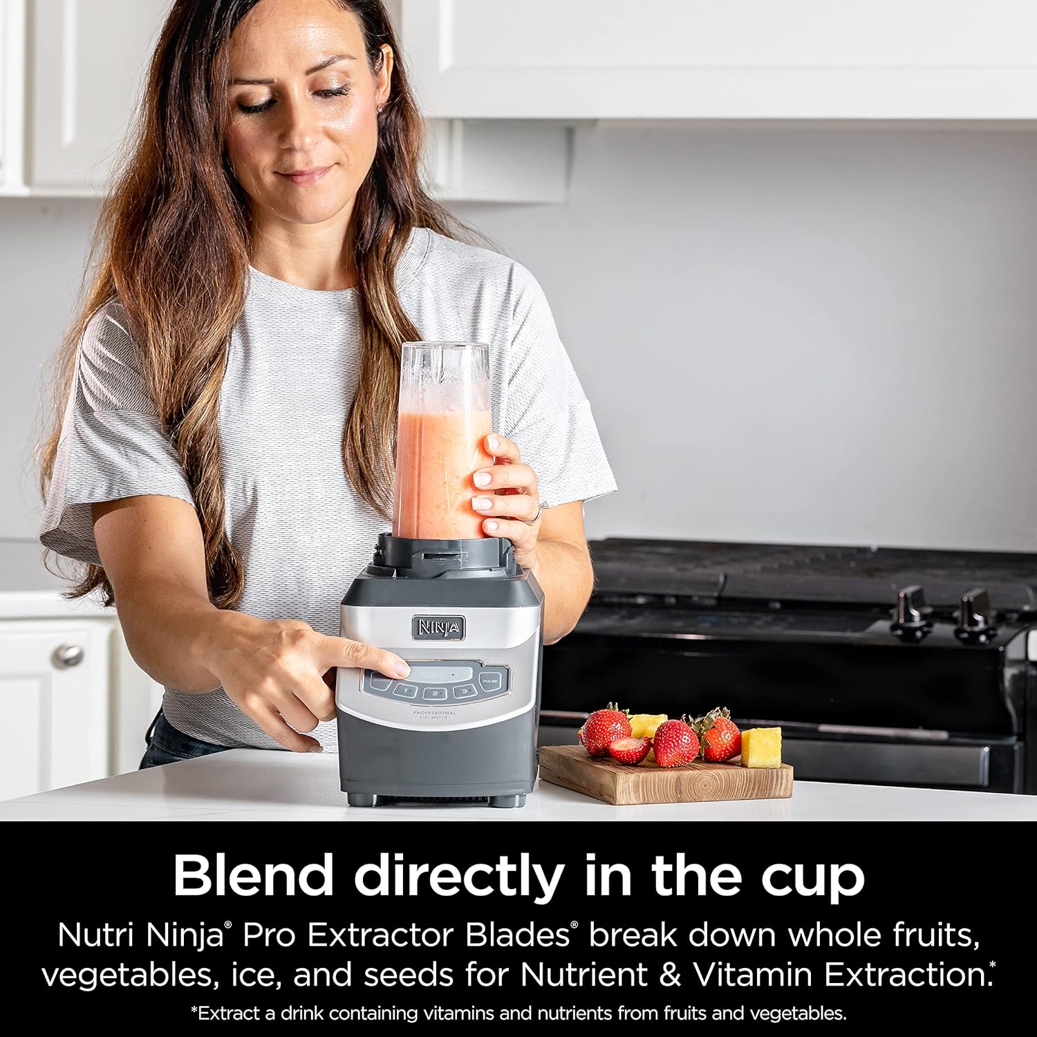 Ninja Blender, For-Smoothies, Salsa, Shakes, Slush, and-Frozen Drinks, Blender, Pitcher, and-Lid, Blender for-Kitchen, Crushes Ice, Fruit, and-Veggies, 1000-Watt, Dishwasher Safe, Black, NJ601AMZ​